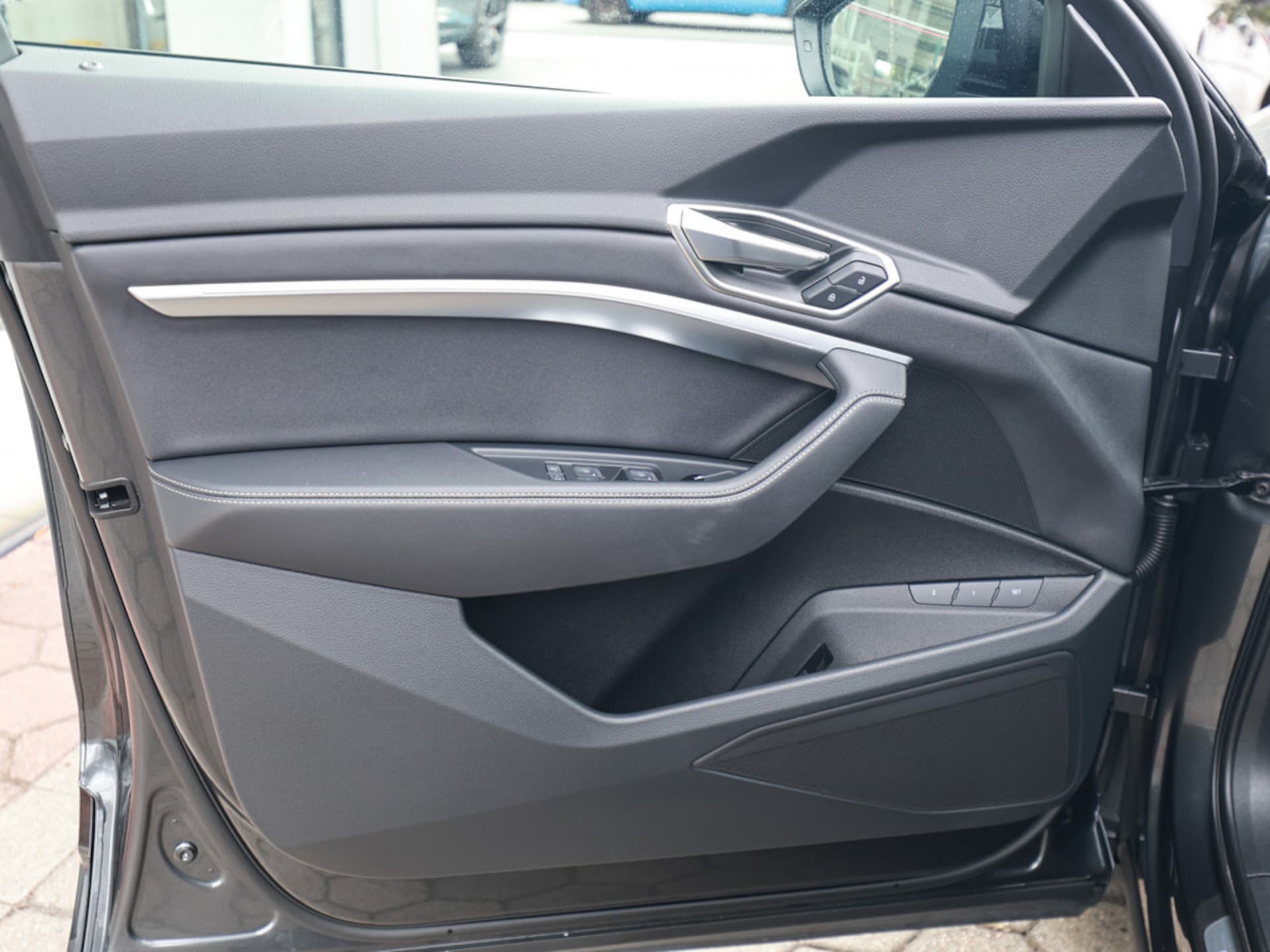 Audi Q8 Sportback e-tron S line