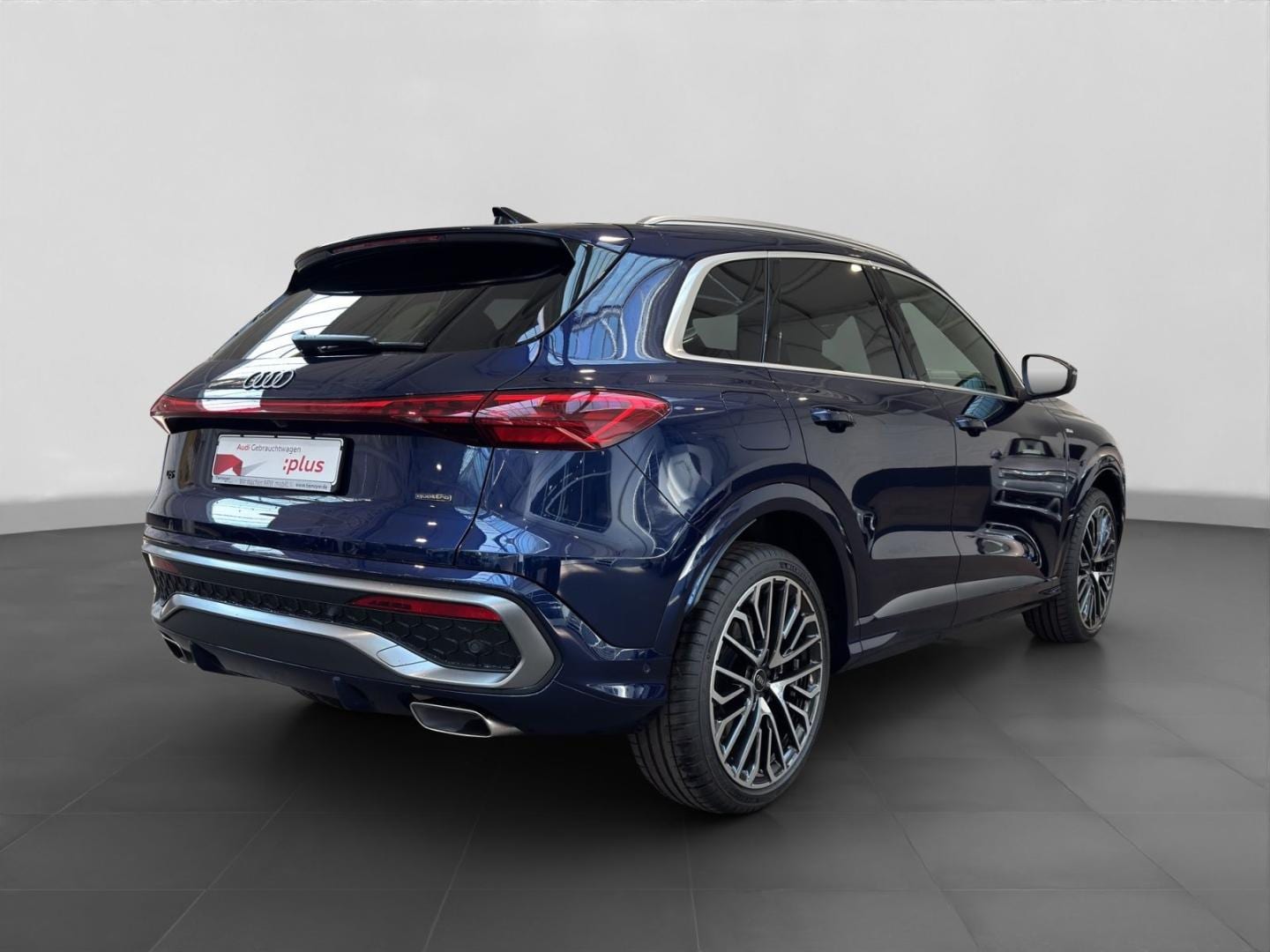 Bild über Audi Q5 SUV TFSI quattro 150 kW S tronic - für weitere Informationen kontaktieren Sie den Audi Partner