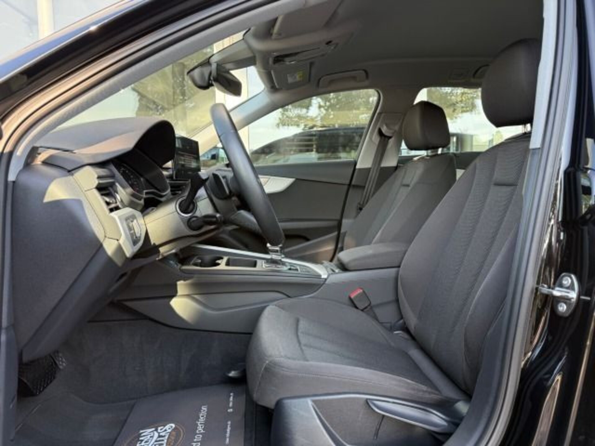 Audi A4 Avant S line