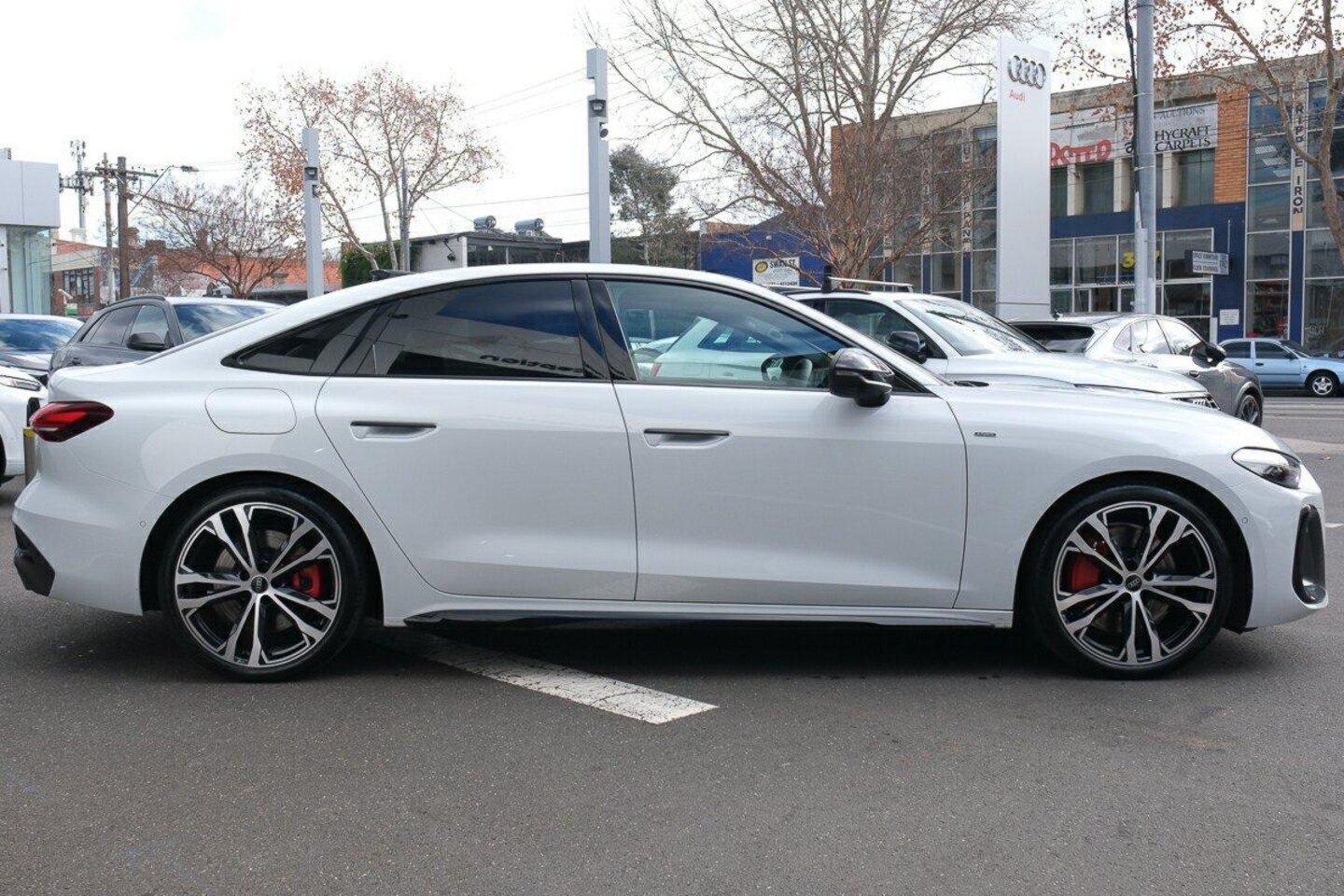 Image about Audi A5 Sedan TFSI e e-hybrid quattro 270 kW S tronic