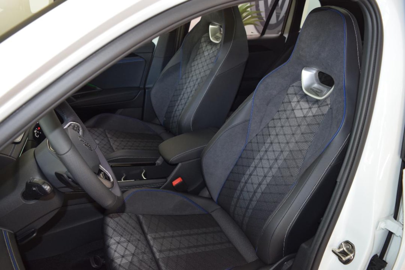 Volkswagen Tiguan – Bild 11