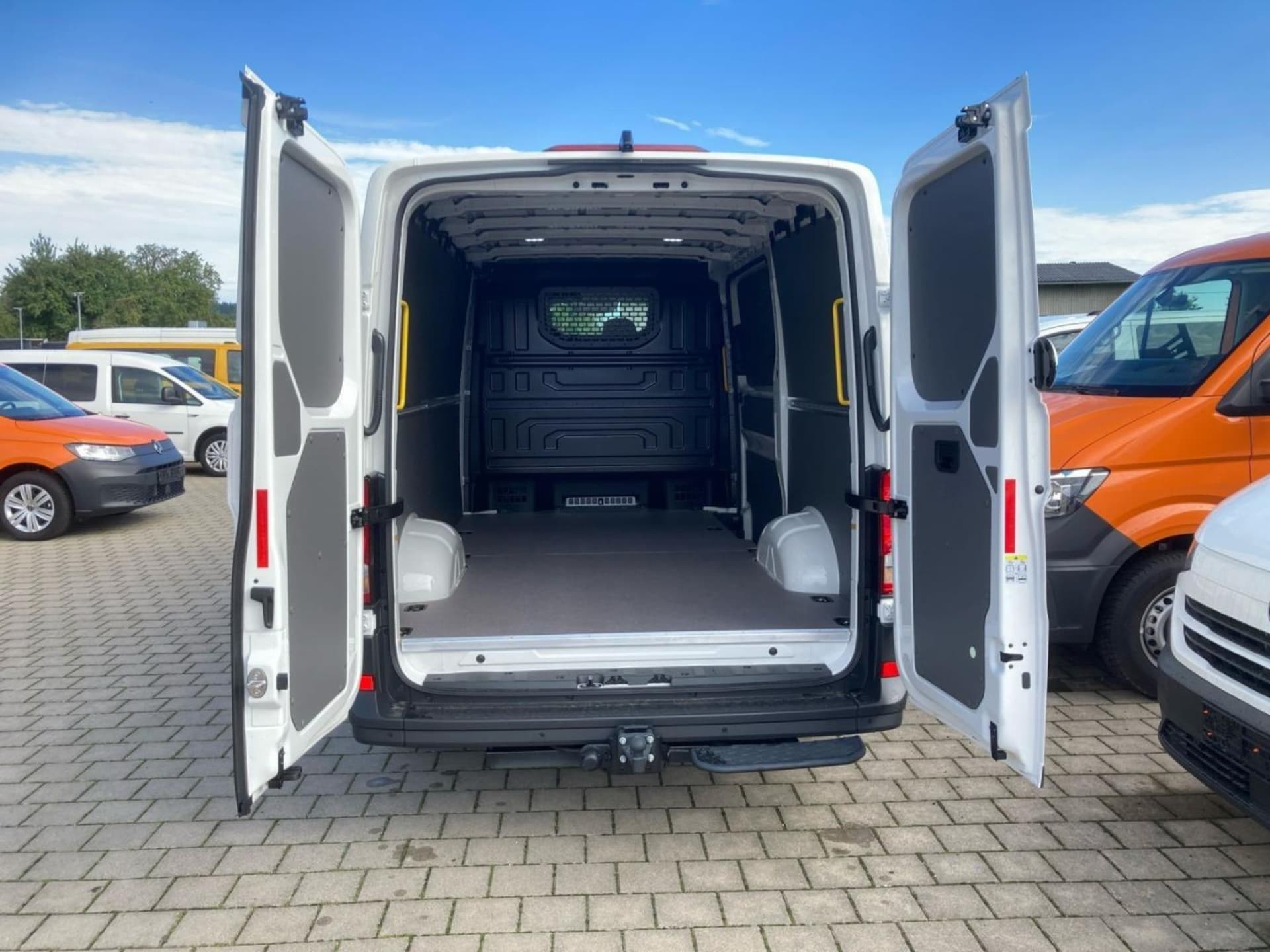 Volkswagen Crafter Kasten mittlerer Radstand