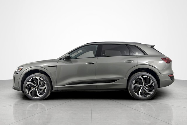 2024 Audi Q8 e-tron