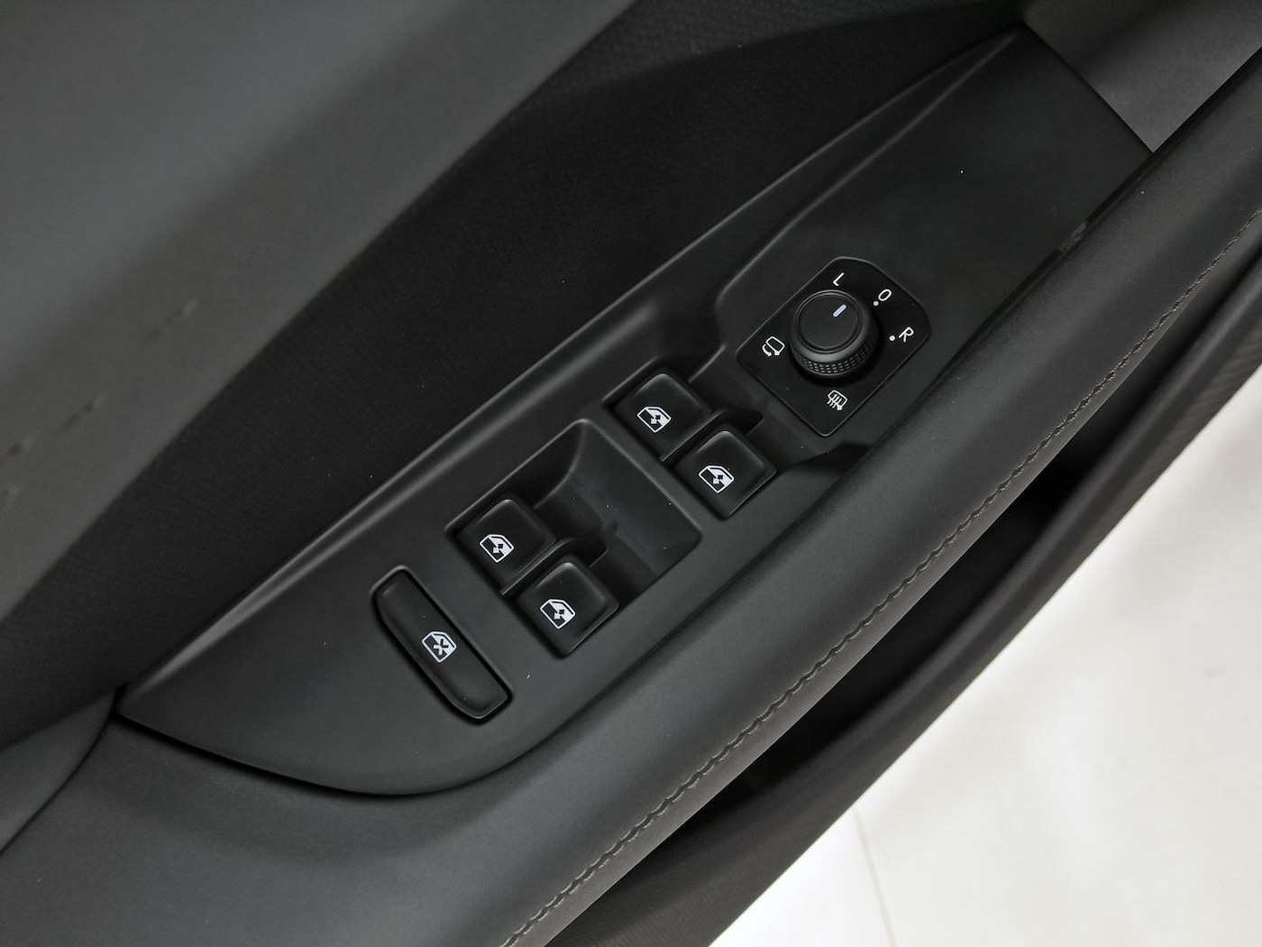 CUPRA Terramar 1.5 TSI e-Hybrid VZ DSG 200 kW (272 CV) — photo 10