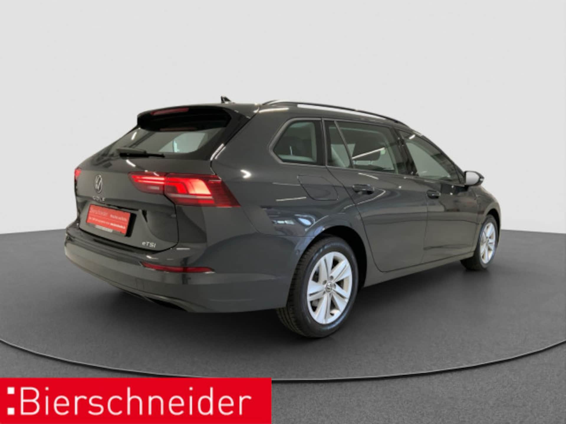 Volkswagen Golf Variant Life