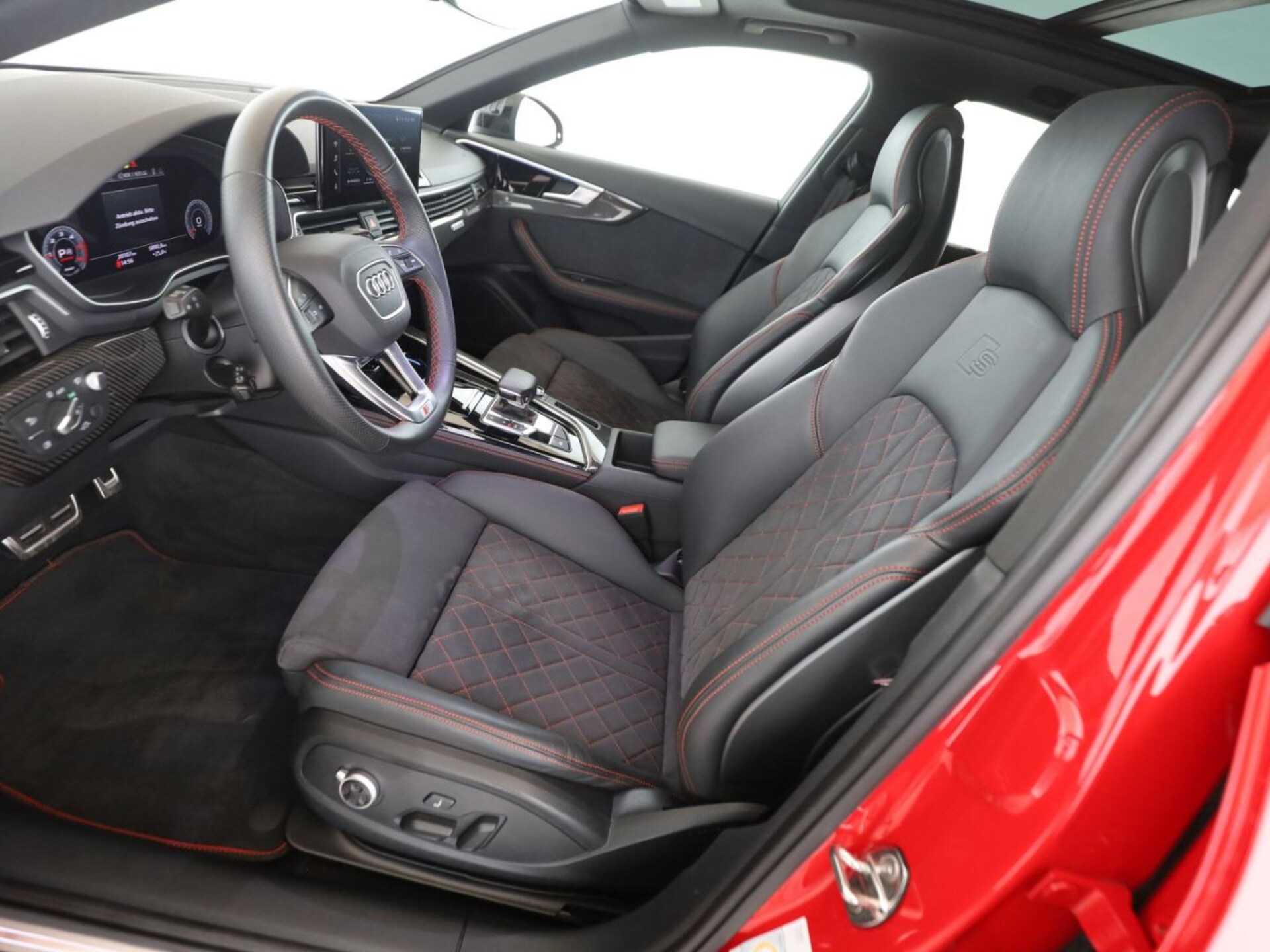 Audi A4 Avant S line