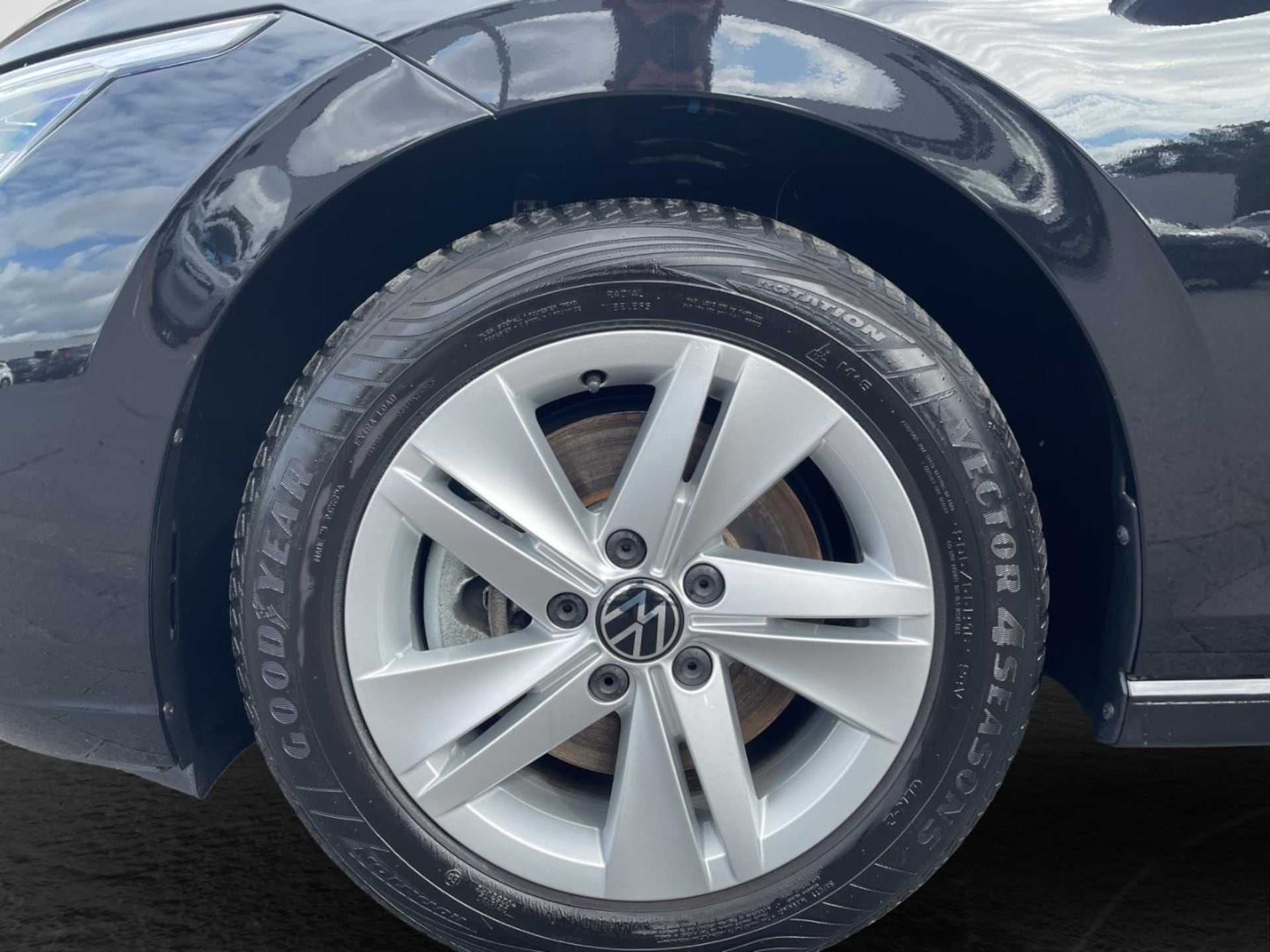 Volkswagen Golf Variant Life