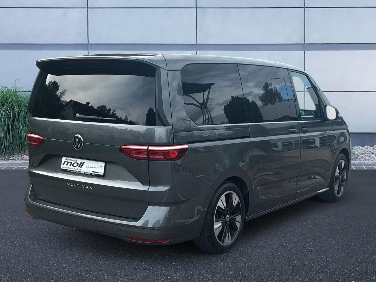 Volkswagen Multivan Langversion – Bild 4