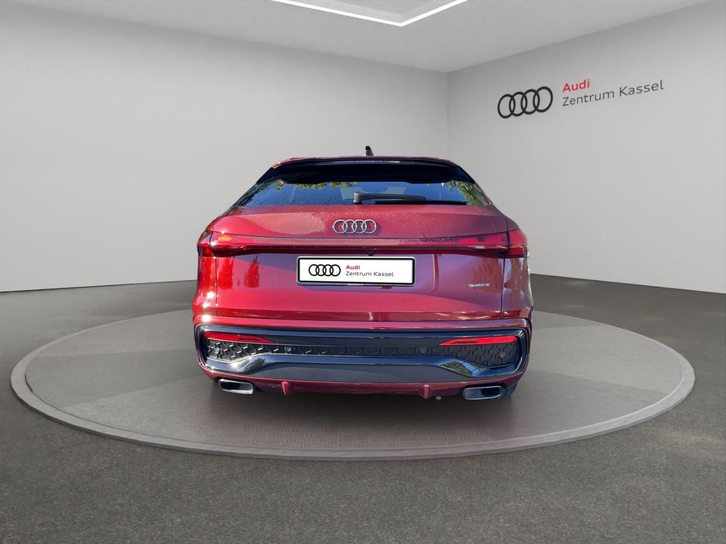 Bild über Audi Q5 Sportback TFSI quattro 150 kW S tronic - für weitere Informationen kontaktieren Sie den Audi Partner