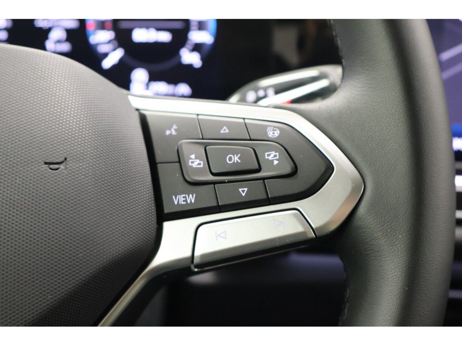 Volkswagen Tiguan – Bild 17
