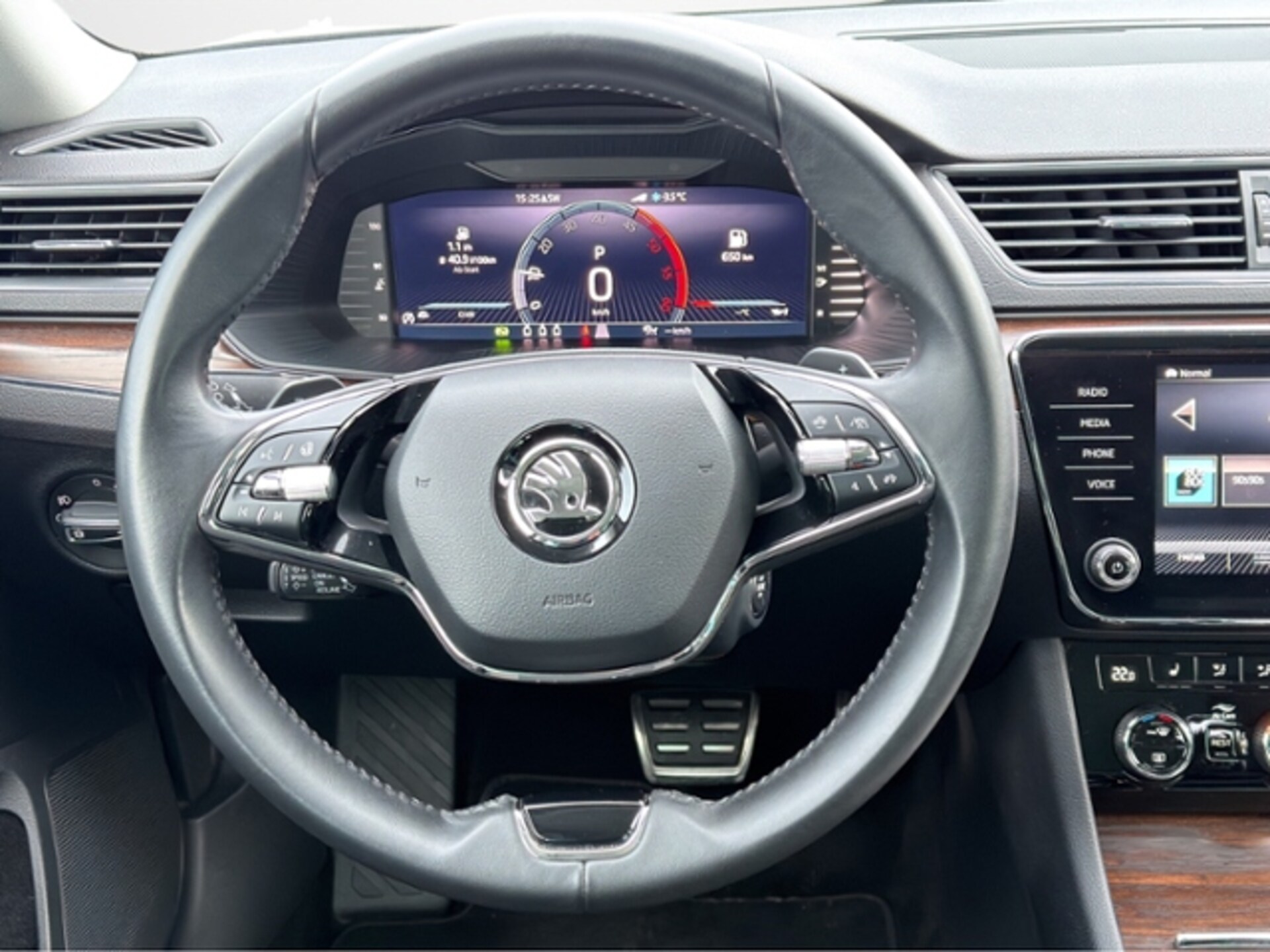 Skoda Superb Combi Scout