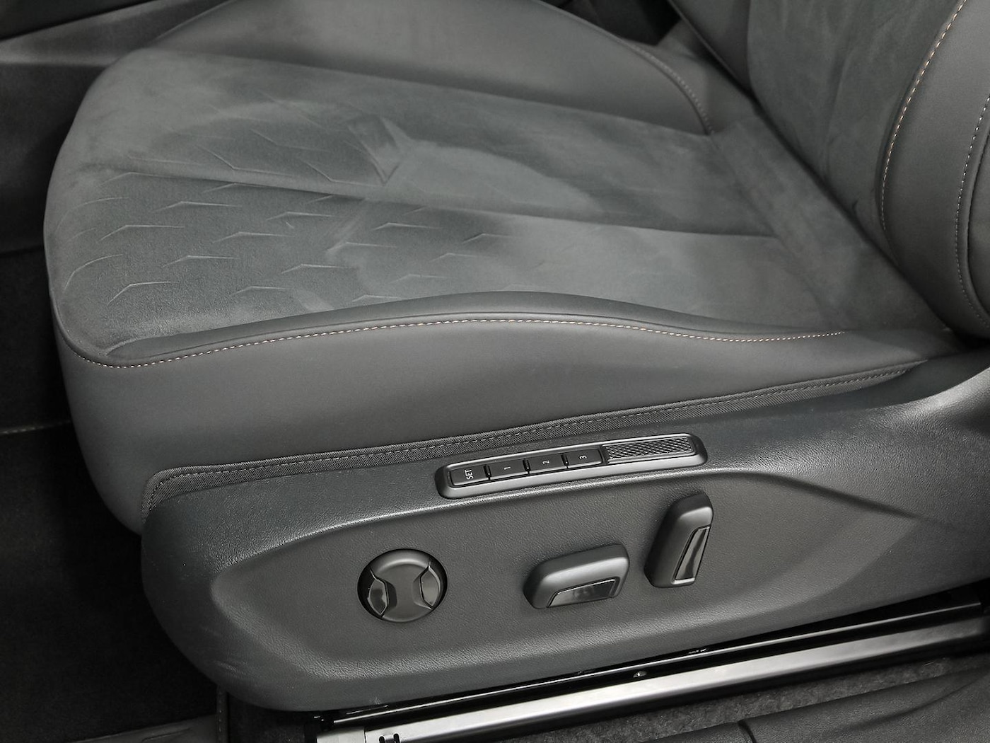 CUPRA Terramar 1.5 TSI e-Hybrid VZ DSG 200 kW (272 CV) — photo 12