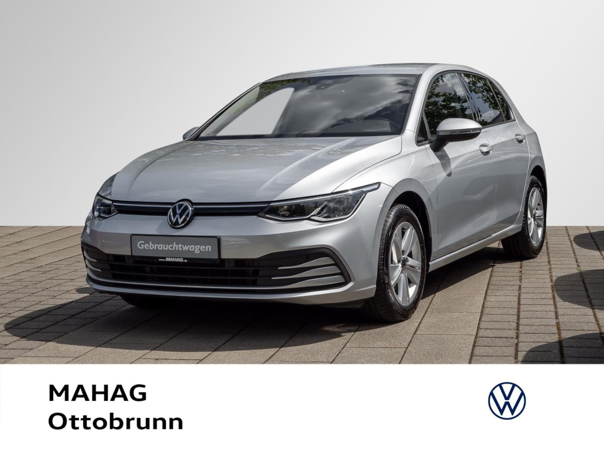 Volkswagen Golf 2023 — Golf VIII Life 1.5 TSI LED Navi ParkPilot App DSG