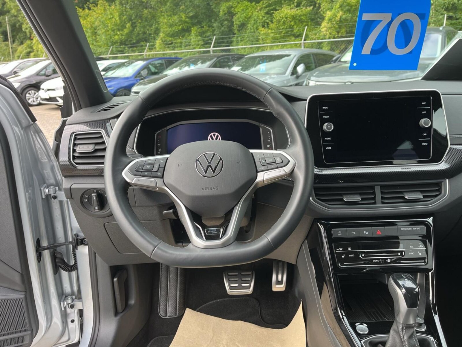 Volkswagen T-Cross – Bild 10