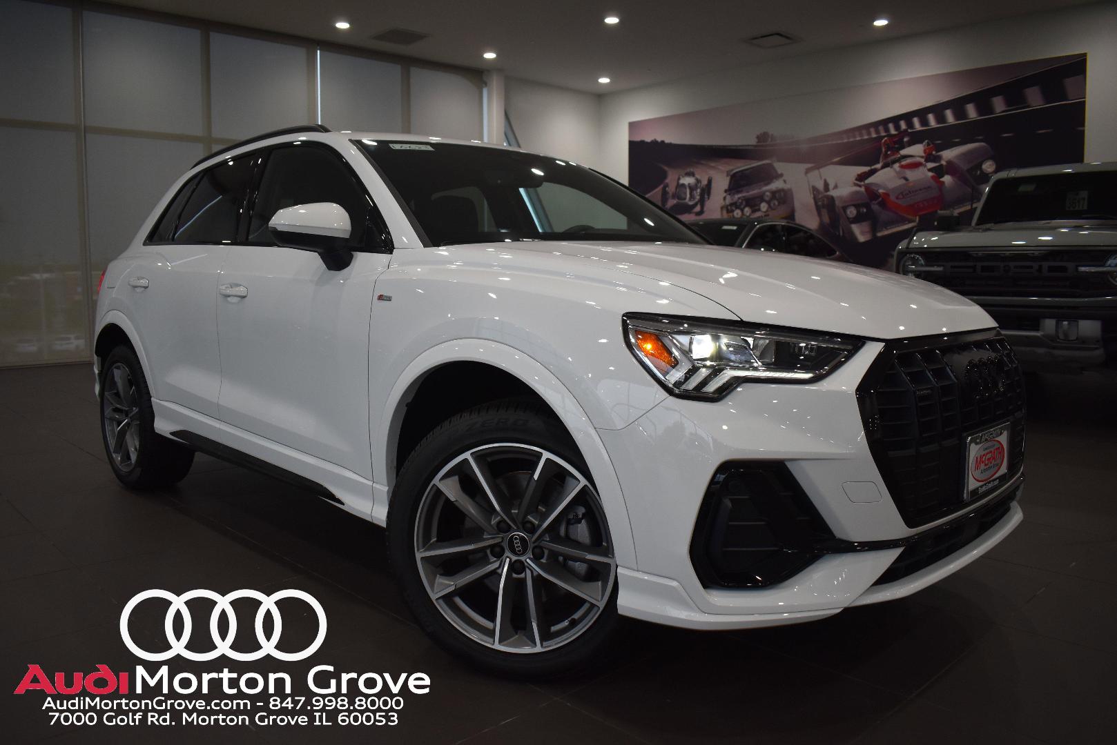 2025 Audi Q3 45 TFSI S Line Premium quattro's photo