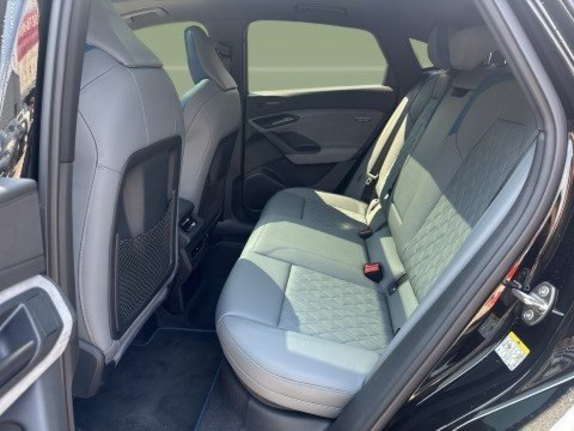 Audi SQ6 Sportback e-tron