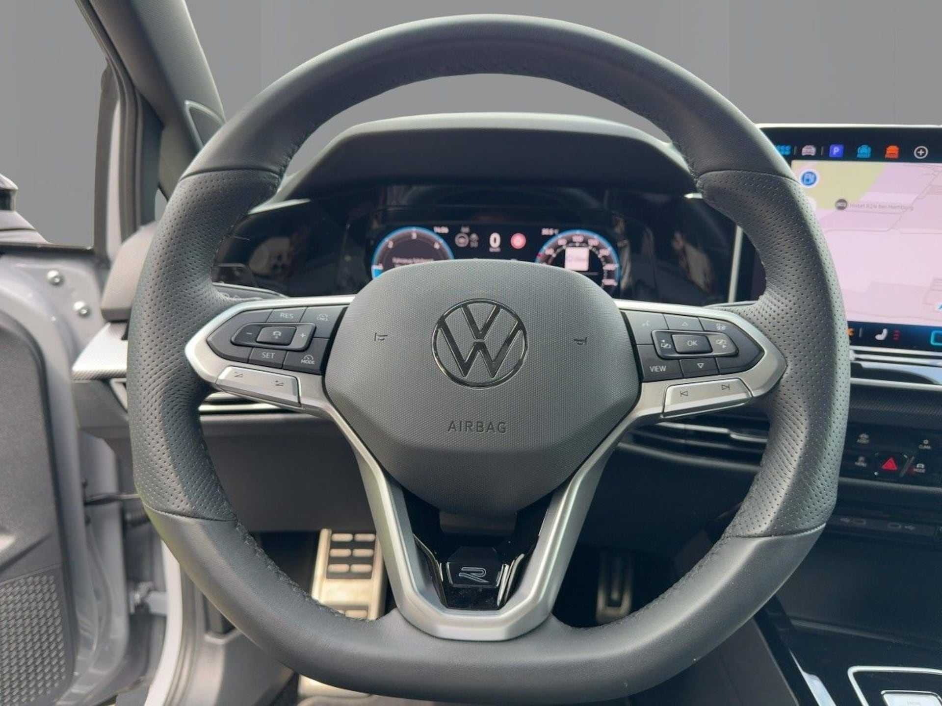 Volkswagen Golf Variant R-Line