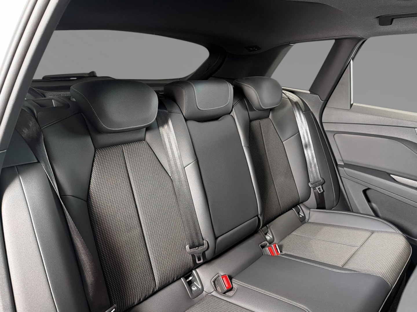 Bild über Audi Q4 e-tron 45 e-tron quattro - für weitere Informationen kontaktieren Sie den Audi Partner