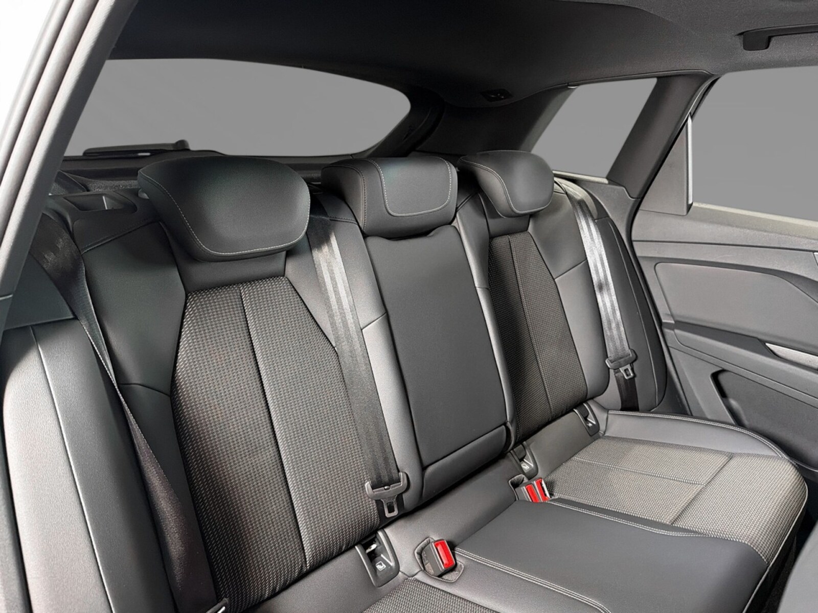 Audi Q4 e-tron – Bild 8