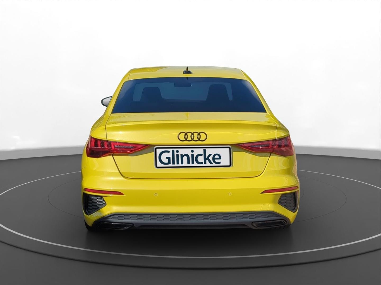 Bild über Audi A3 Limousine S line 35 TFSI S tronic - für weitere Informationen kontaktieren Sie den Audi Partner