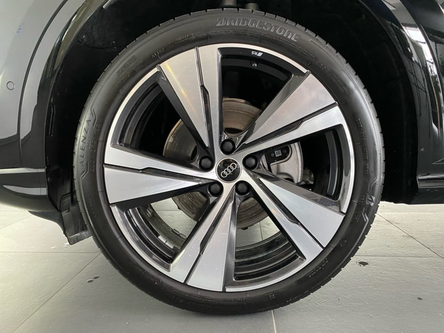 Bild über Audi Q5 SUV TFSI quattro 150 kW S tronic - für weitere Informationen kontaktieren Sie den Audi Partner