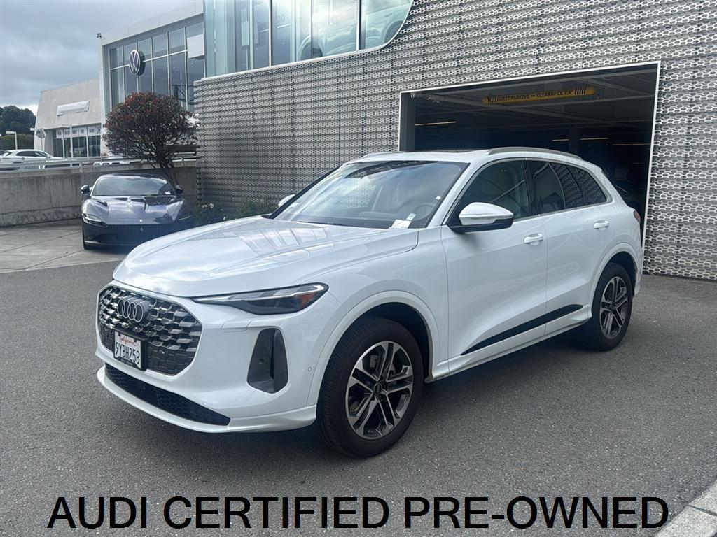 2025 Audi Q5 40 Premium's photo