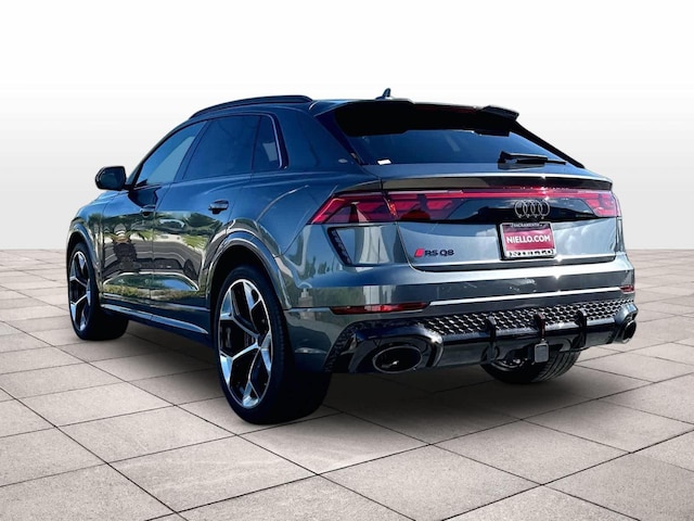 2026 Audi RS Q8 SUV performance