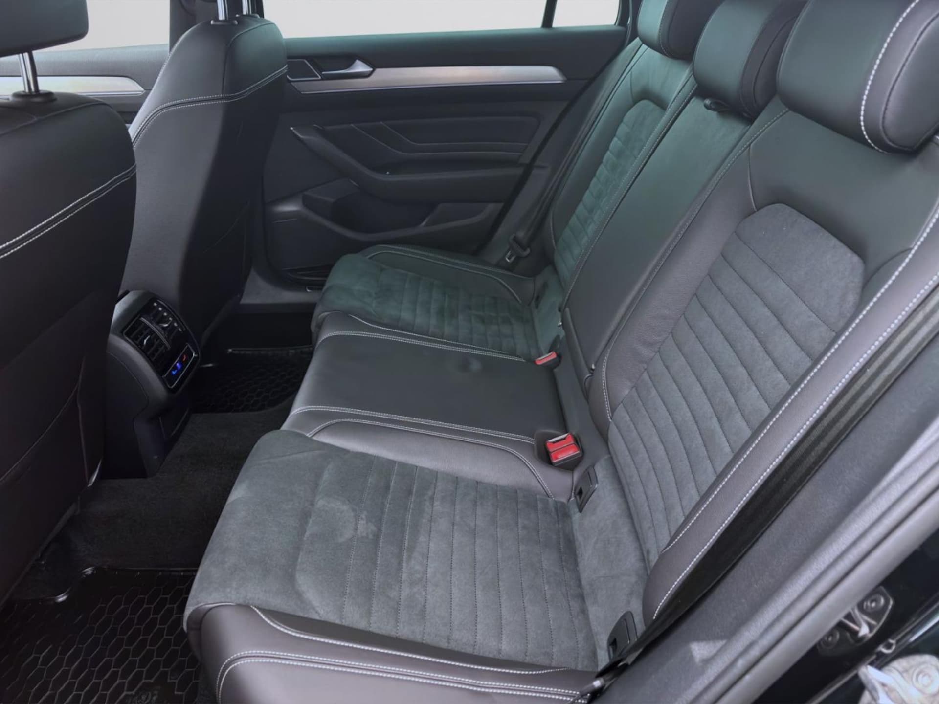 Volkswagen Passat Variant Elegance
