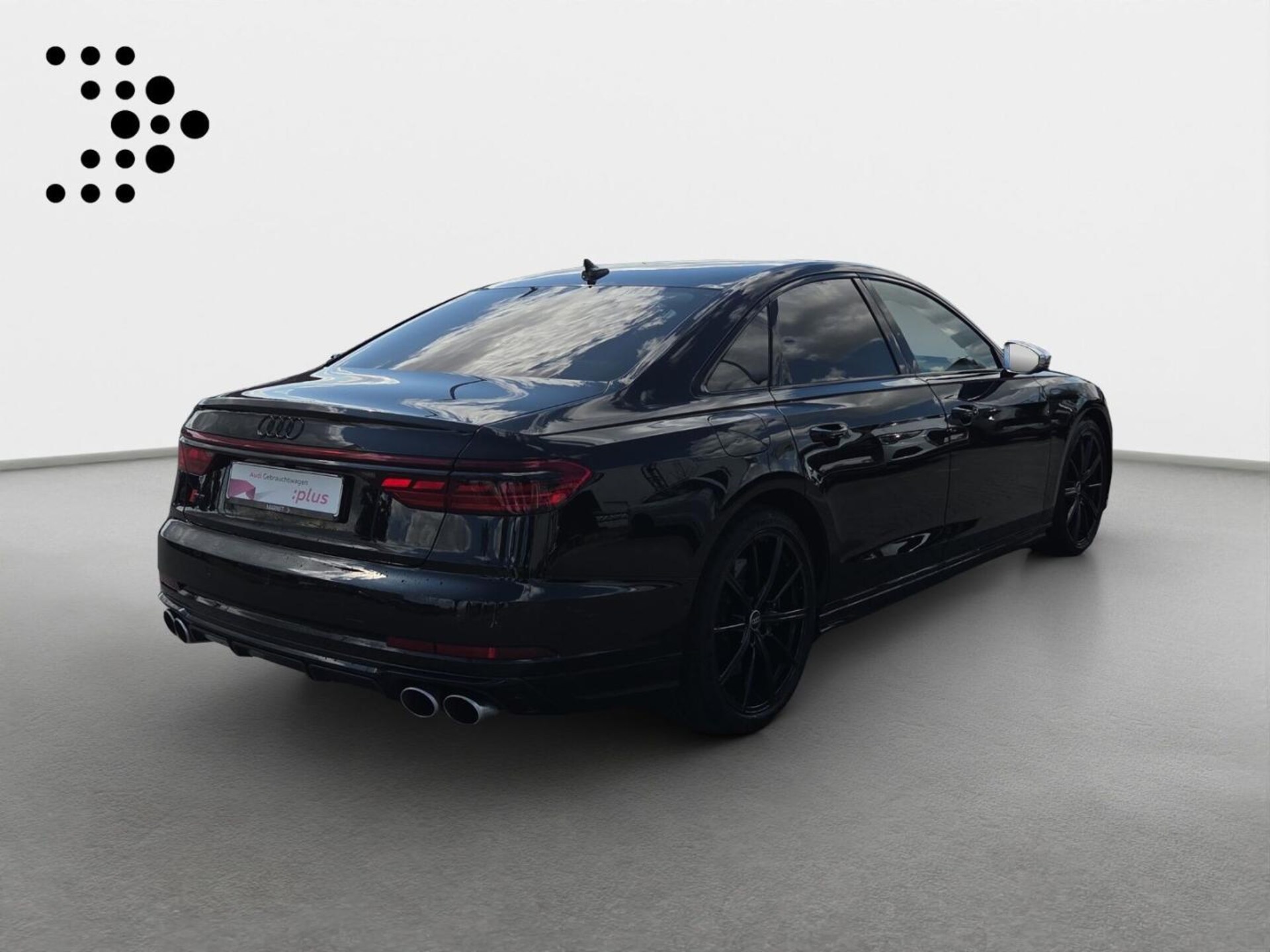 Audi S8