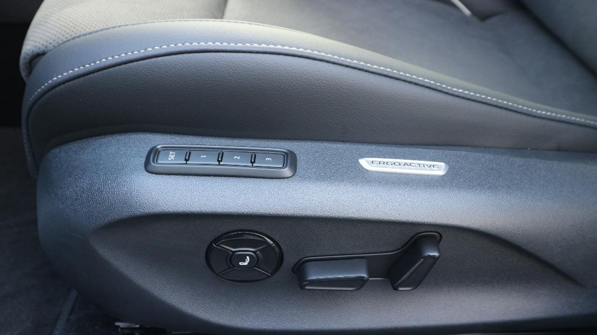 Volkswagen Passat Elegance
