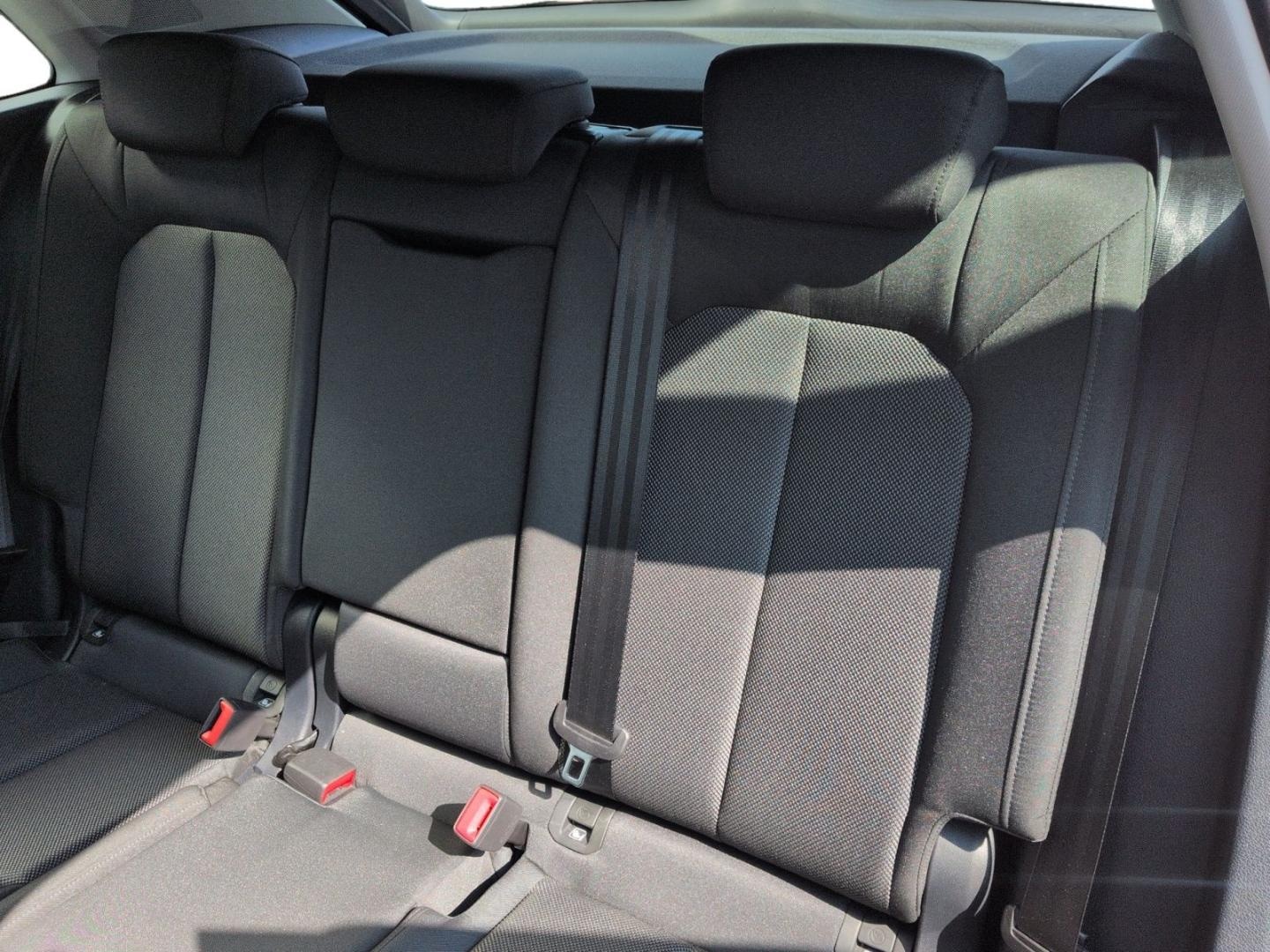 Bild über Audi Q3 advanced 35 TDI S tronic - für weitere Informationen kontaktieren Sie den Audi Partner