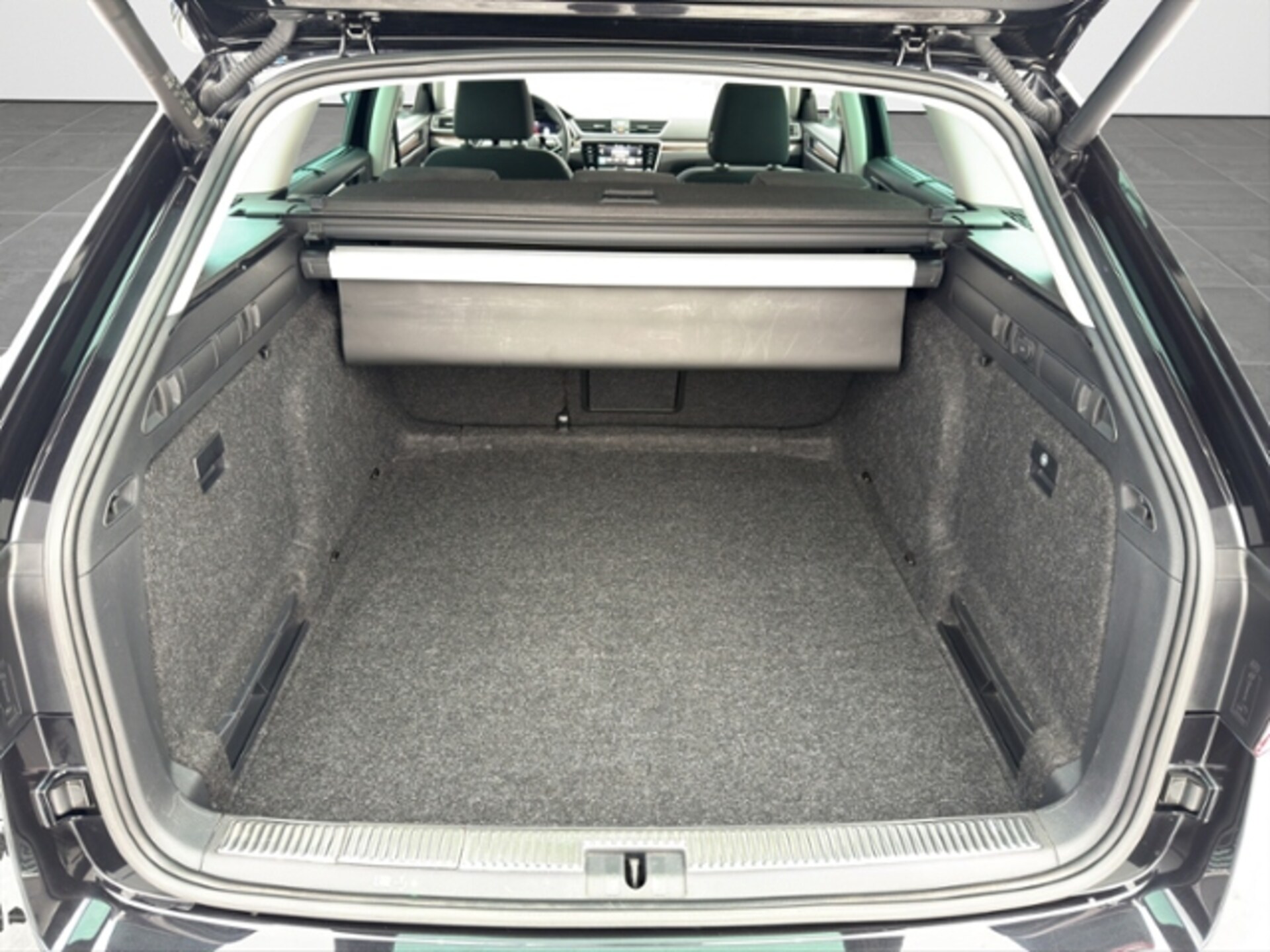 Skoda Superb Combi Scout