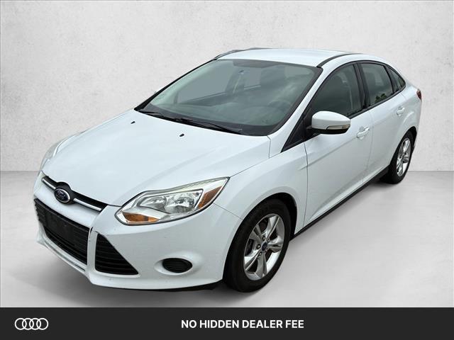 2014 Ford Focus Sedan SE's photo