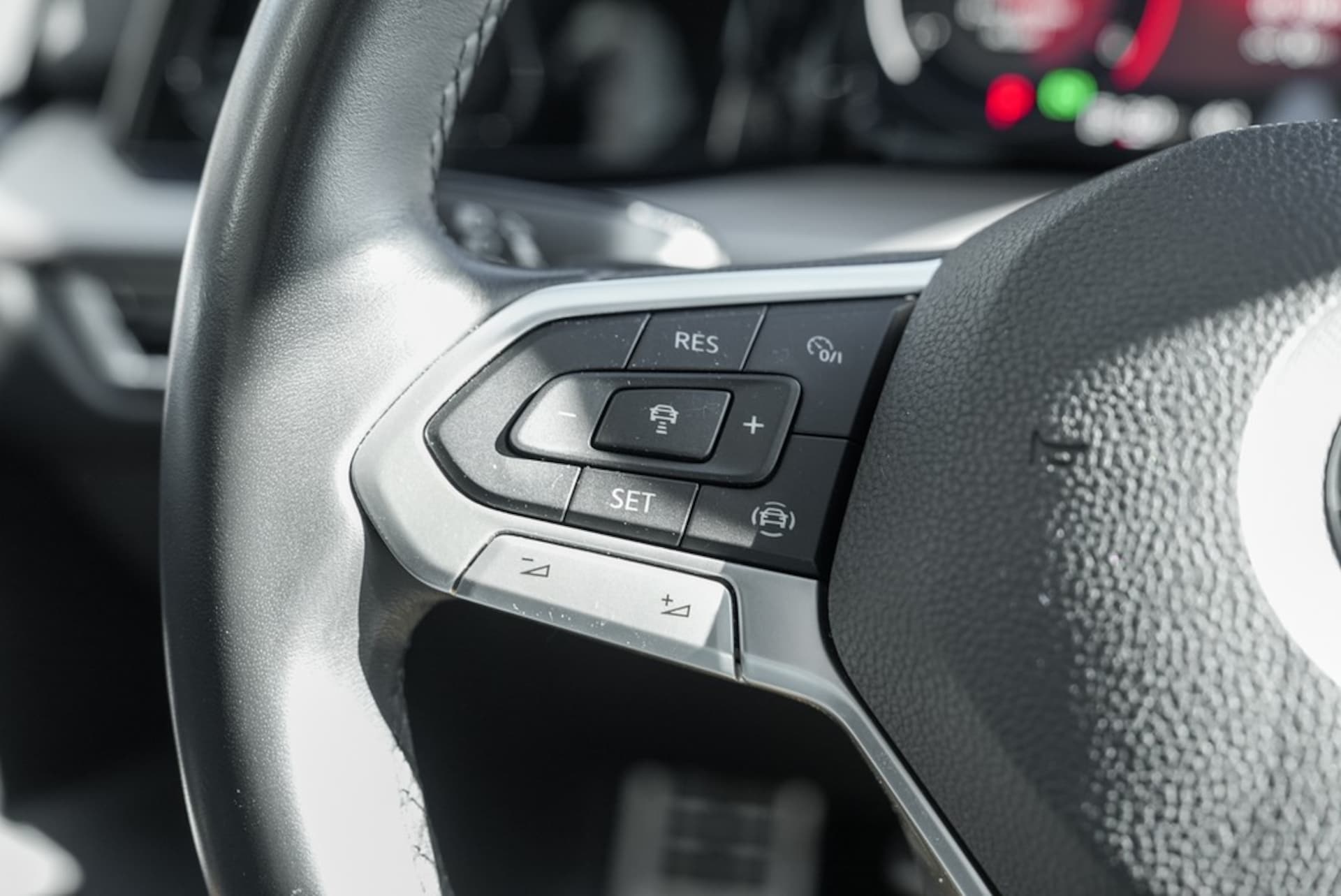 Volkswagen Golf Active