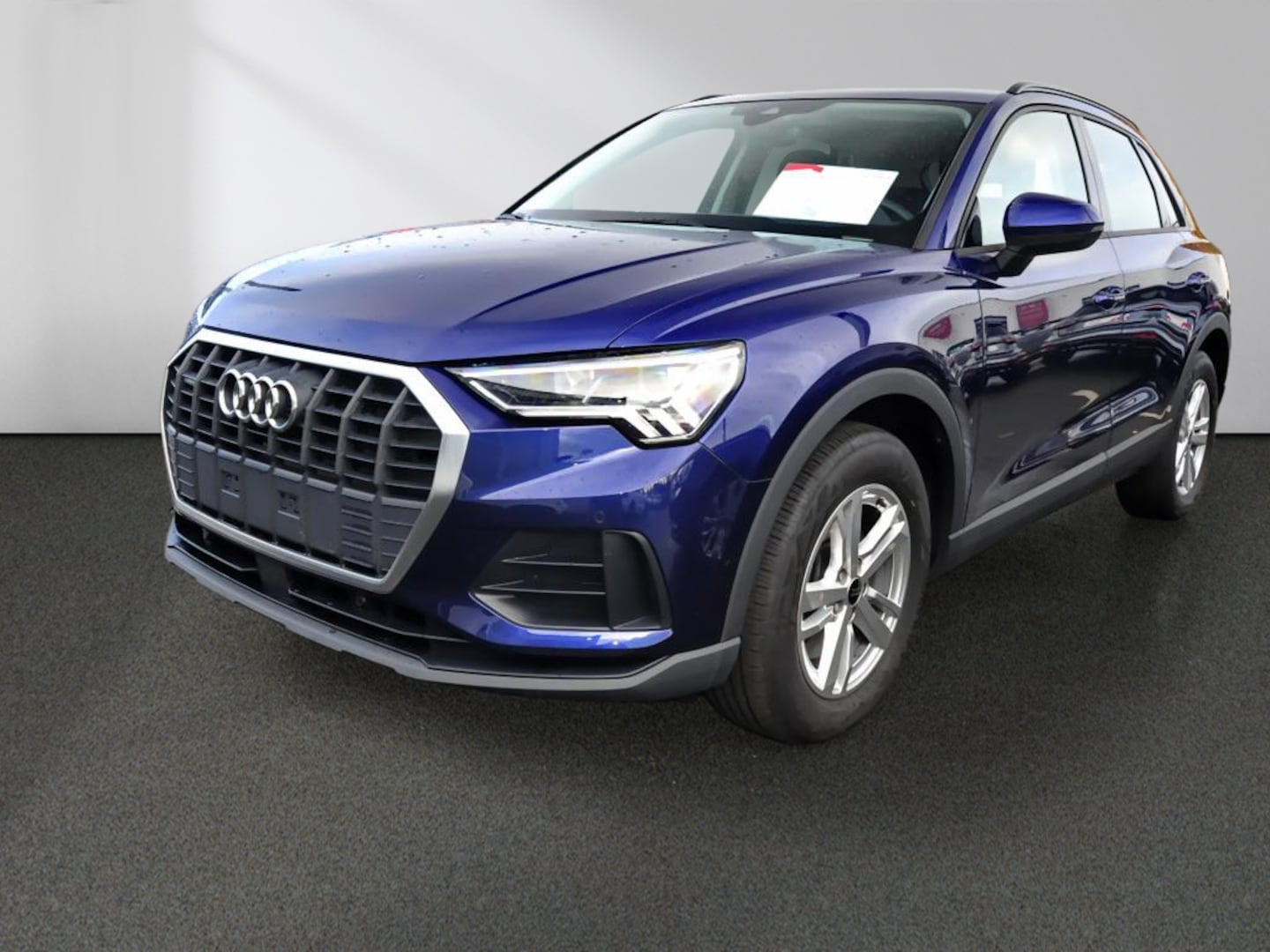 Bild über Audi Q3 40 TFSI quattro S tronic - für weitere Informationen kontaktieren Sie den Audi Partner