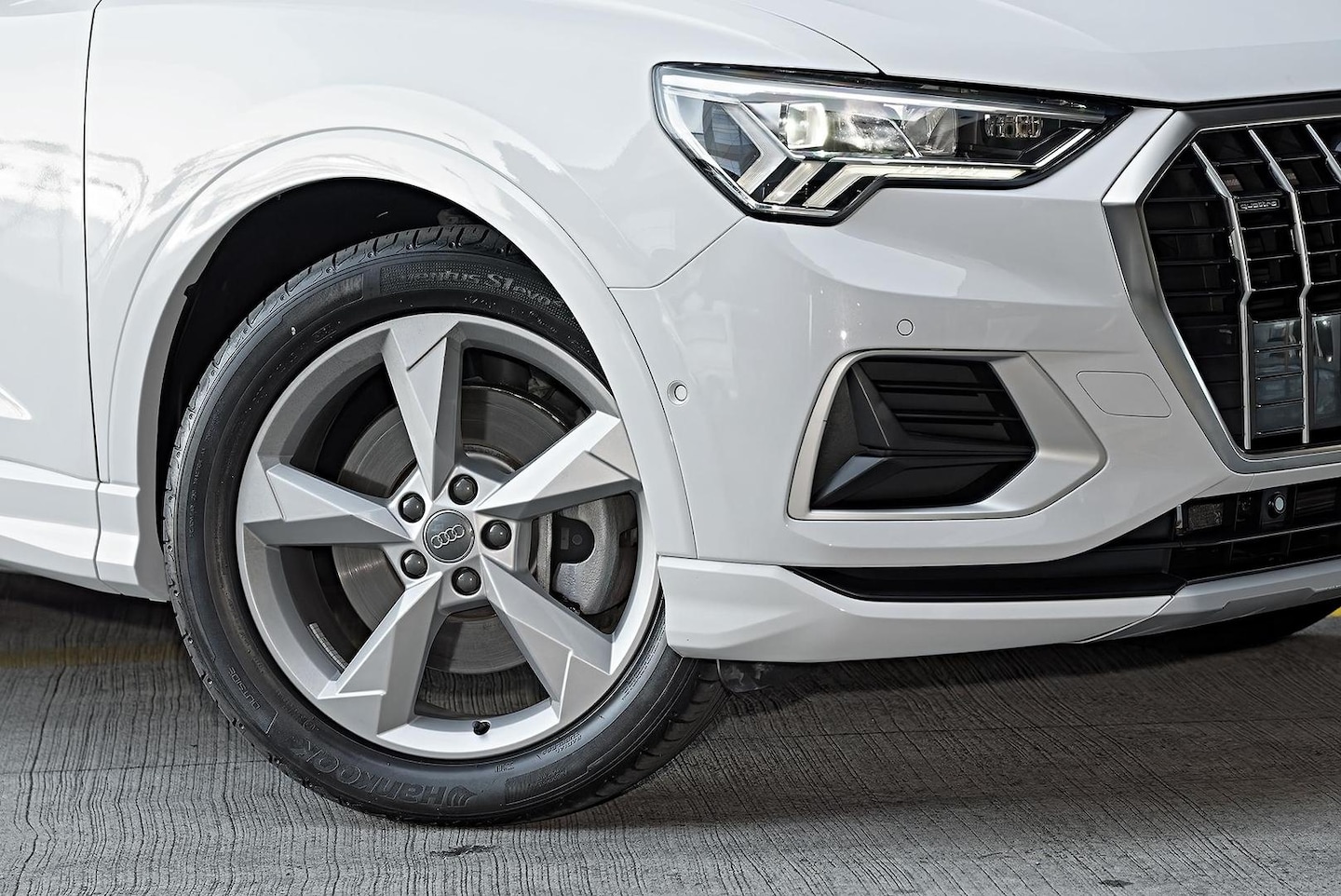Image about Audi Q3 40 TFSI quattro S tronic