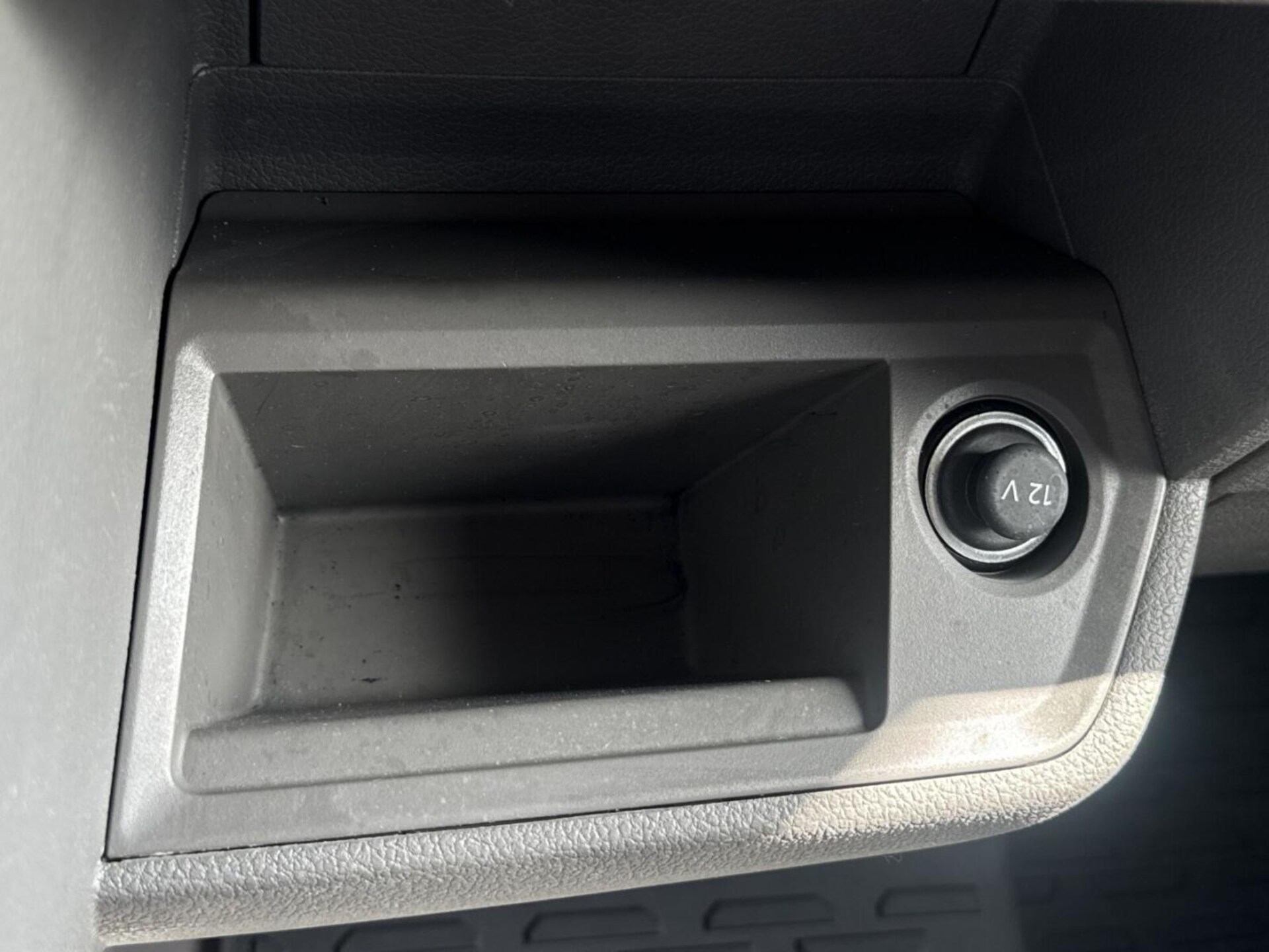 Volkswagen Crafter Furgon długi rozstaw osi
