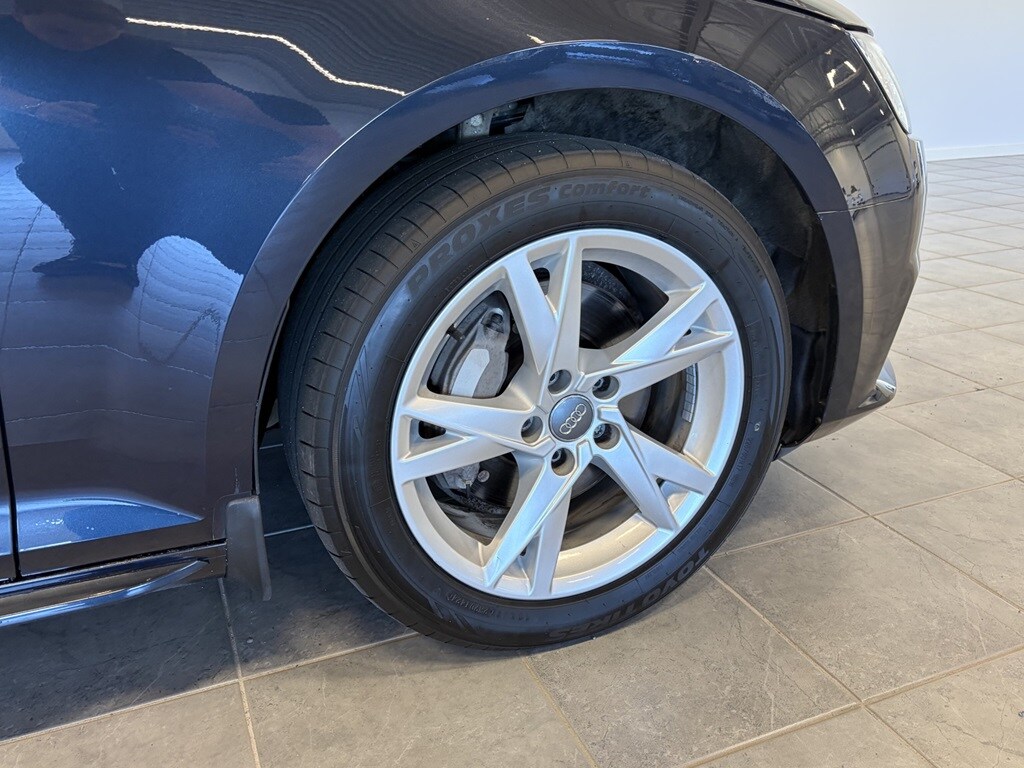 Bild som visar&nbsp;Audi A4 Avant&nbsp;A4 Avant 2.0 TDI quattro Sport Proline Edition 190 hk S tronic - för mer information kontakta din Audi Partner