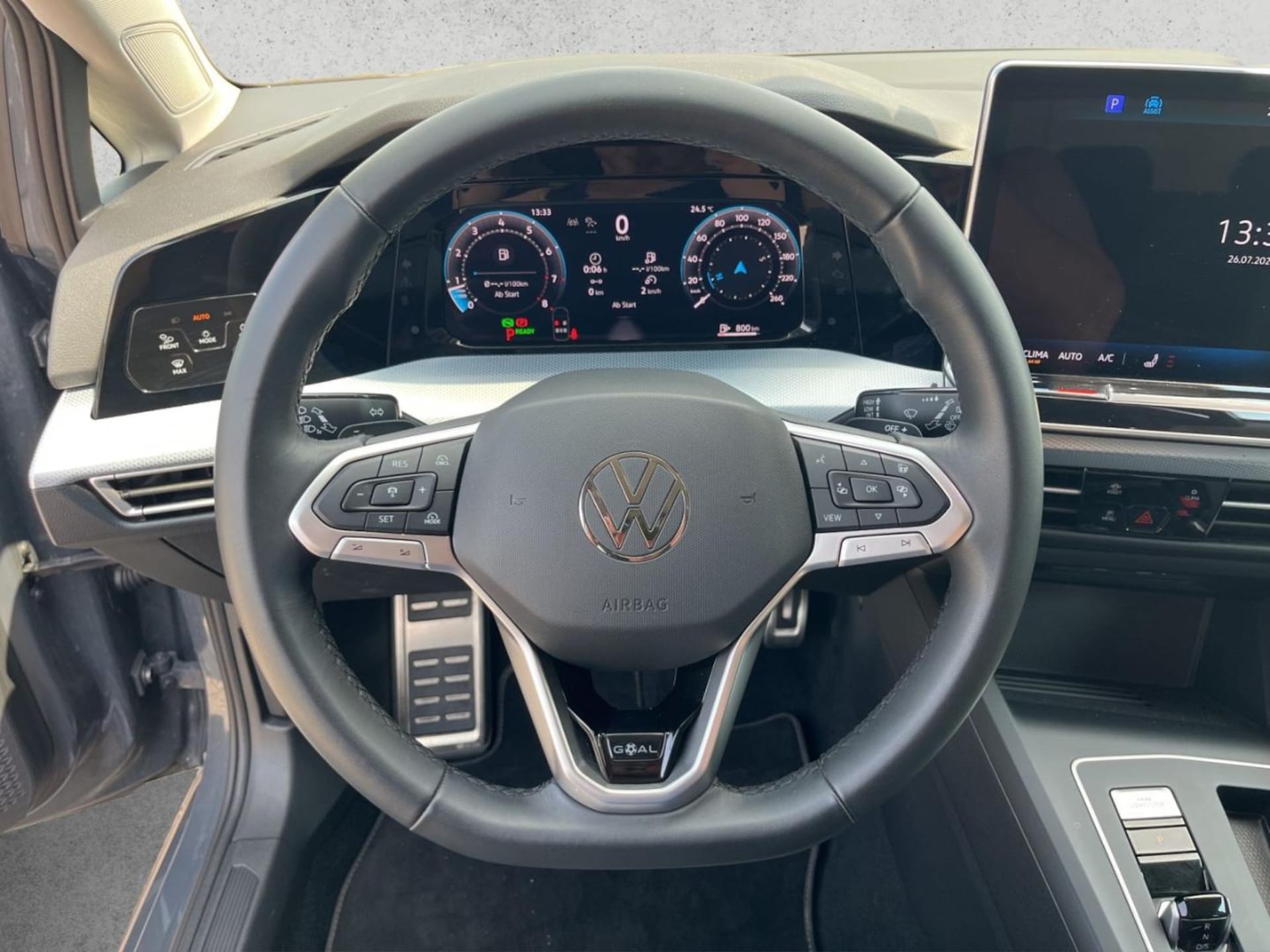 Volkswagen Golf Life