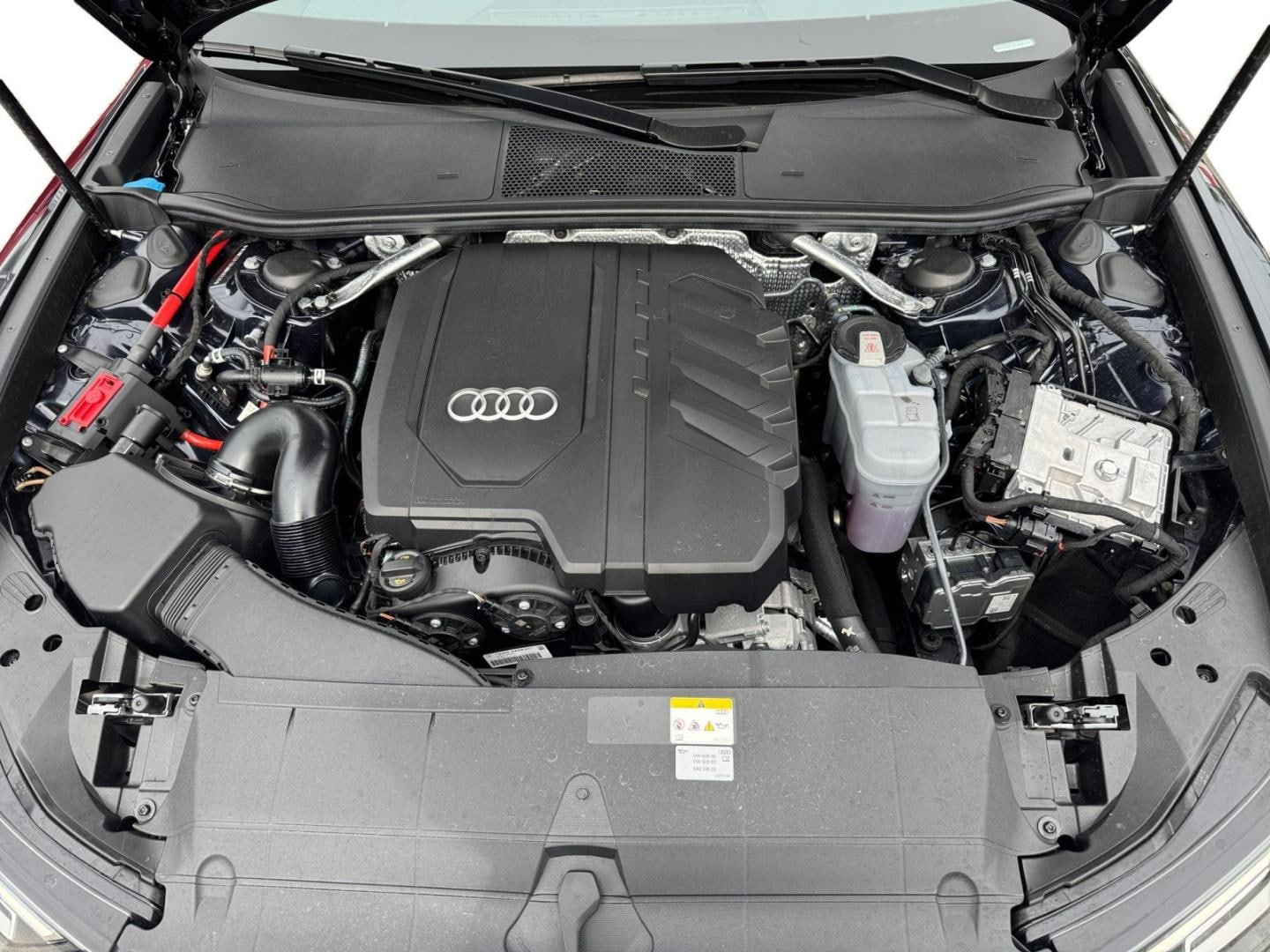 Bild über Audi A6 Avant S line 45 TFSI quattro S tronic - für weitere Informationen kontaktieren Sie den Audi Partner
