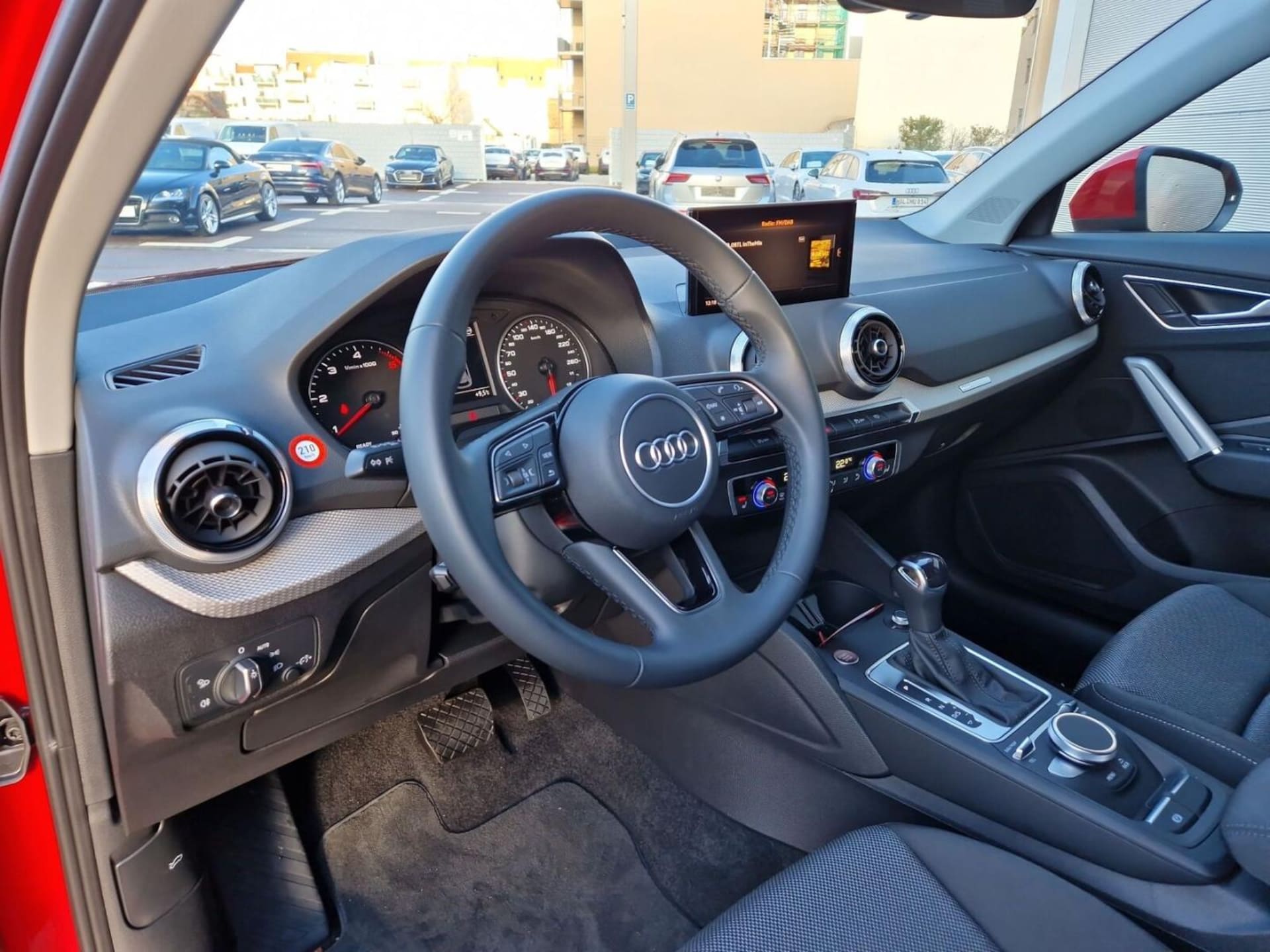 Audi Q2 S line