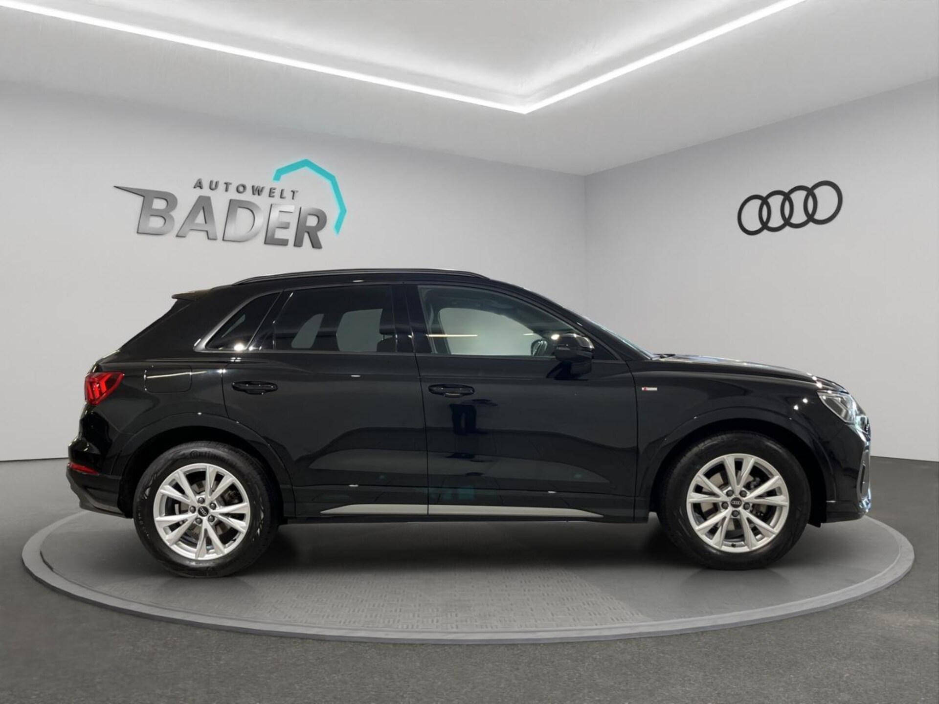 Audi Q3 SUV S line