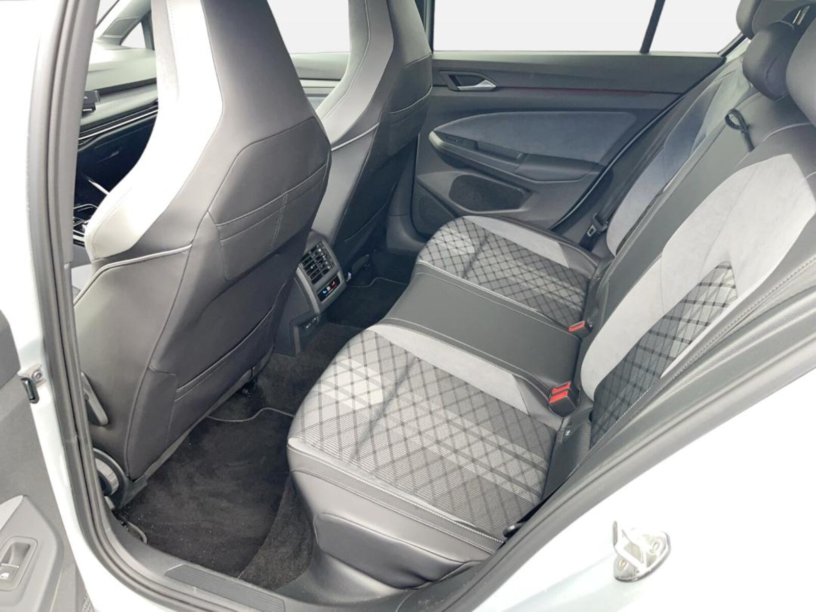 Volkswagen Golf – Bild 16