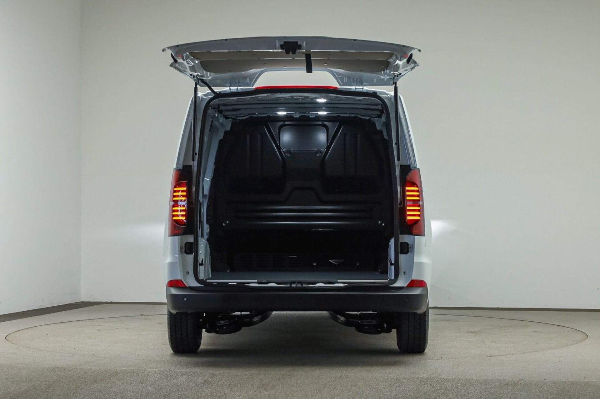 Volkswagen Transporter Kasten langer Radstand