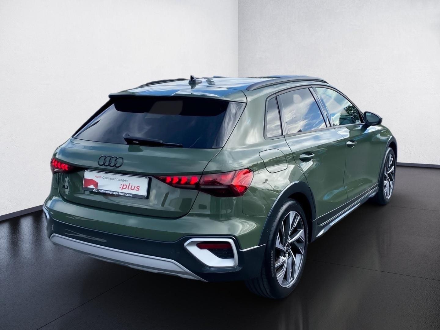 Bild über Audi A3 allstreet TFSI 110 kW S tronic - für weitere Informationen kontaktieren Sie den Audi Partner