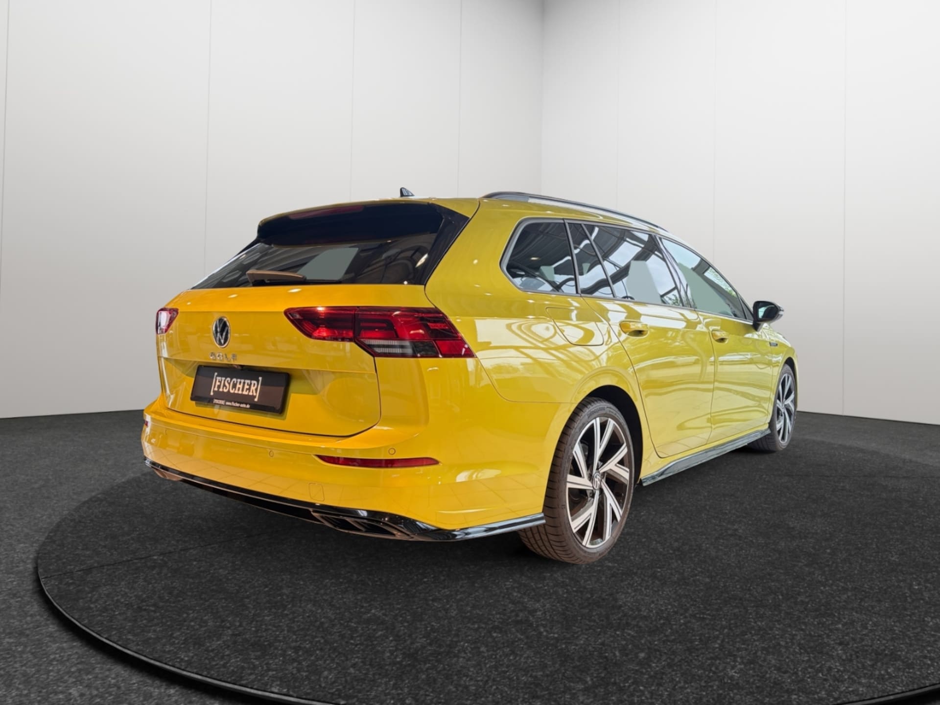 Volkswagen Golf Variant R-Line