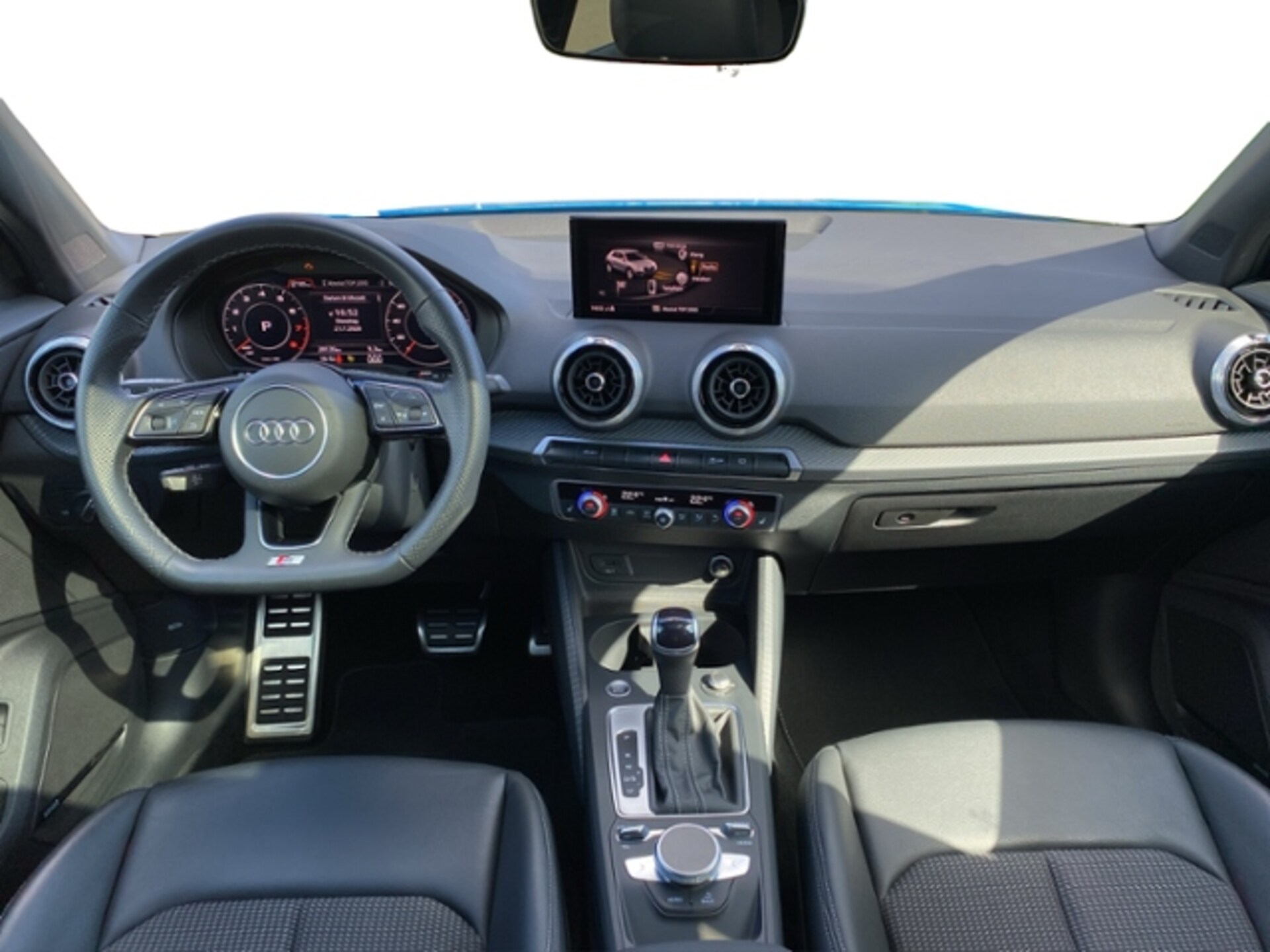 Audi Q2 S line