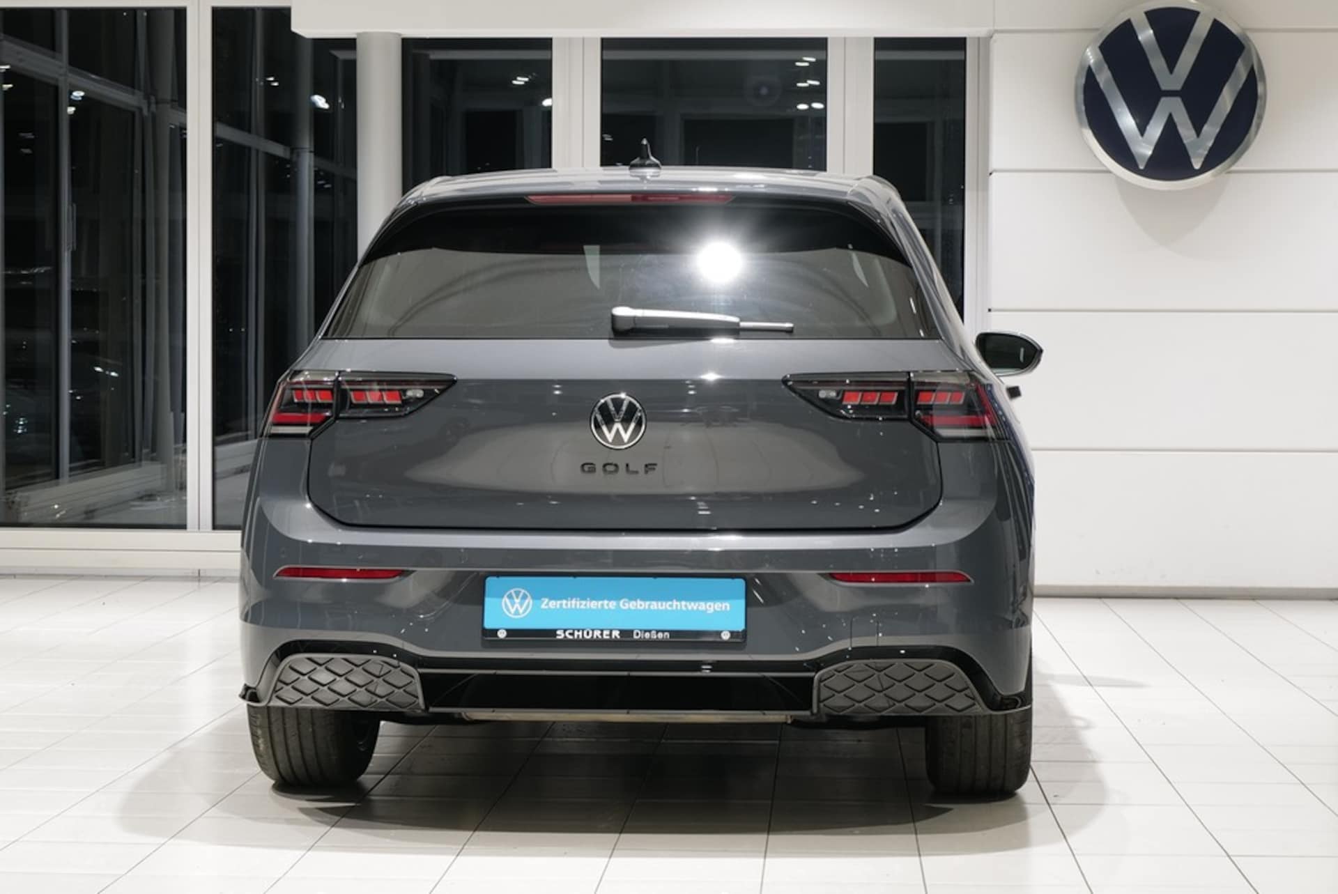 Volkswagen Golf R-Line