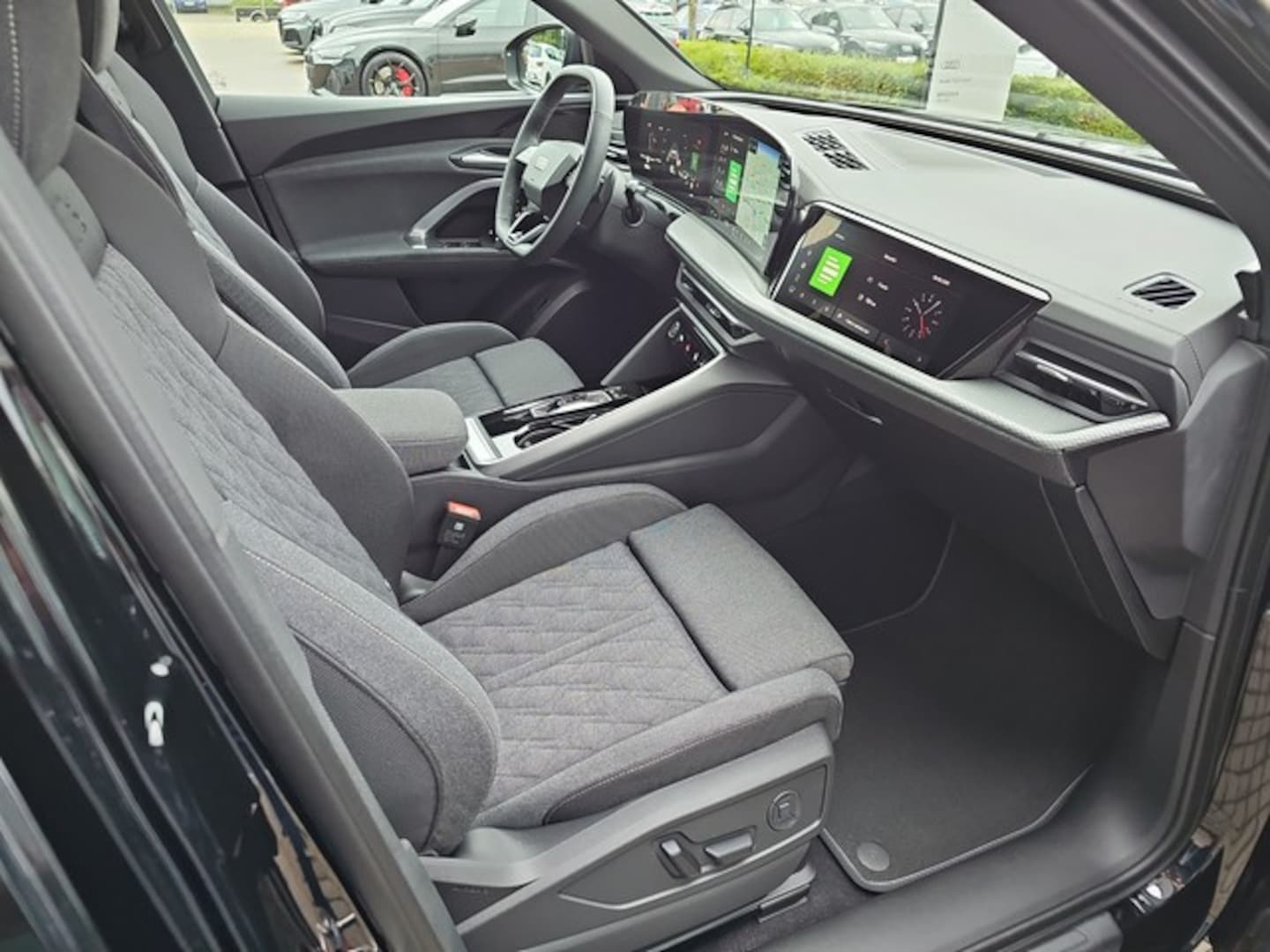 Bild über Audi Q5 Sportback TDI quattro 150 kW S tronic - für weitere Informationen kontaktieren Sie den Audi Partner