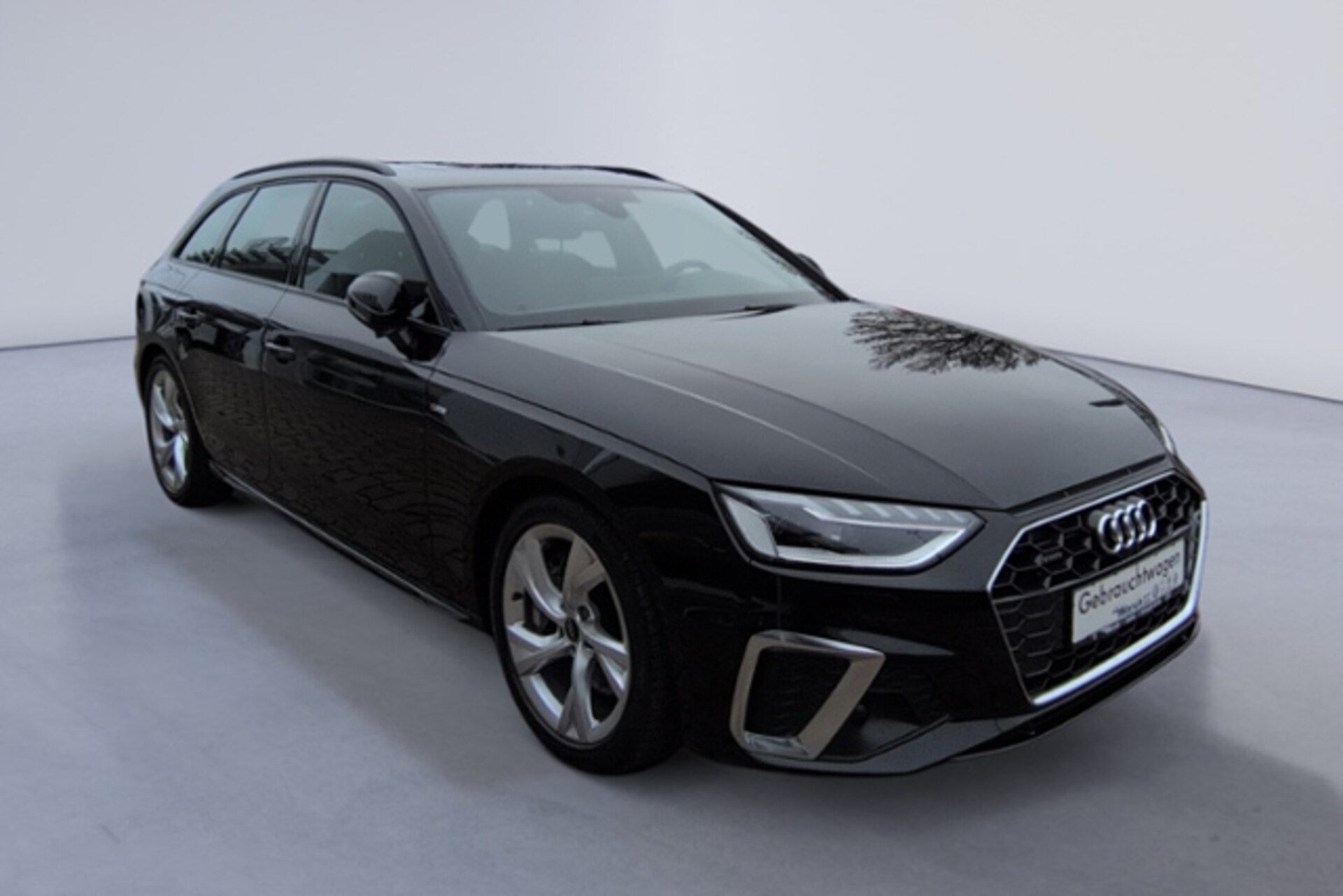 Audi A4 Avant S line